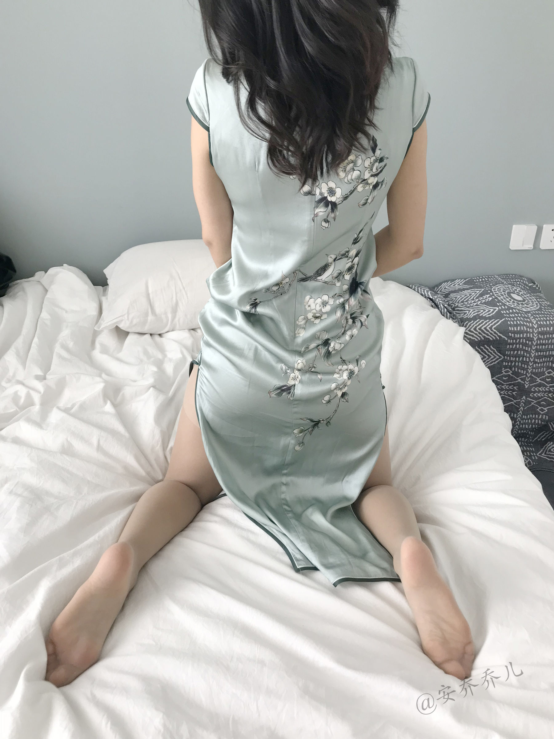 安乔乔儿(Nia乔乔) No.017 安乔乔儿 黑丝旗袍-图21