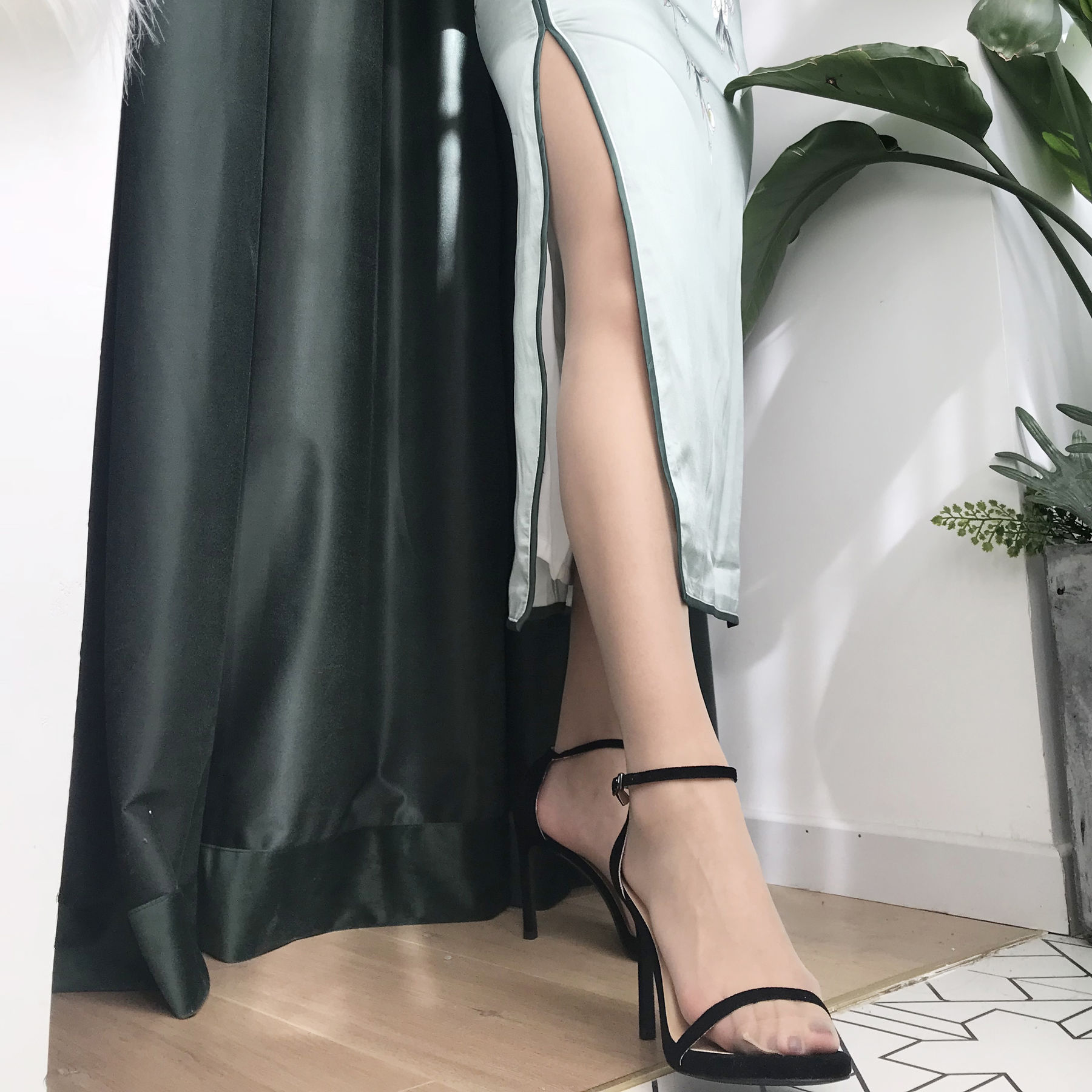 安乔乔儿(Nia乔乔) No.017 安乔乔儿 黑丝旗袍-图6