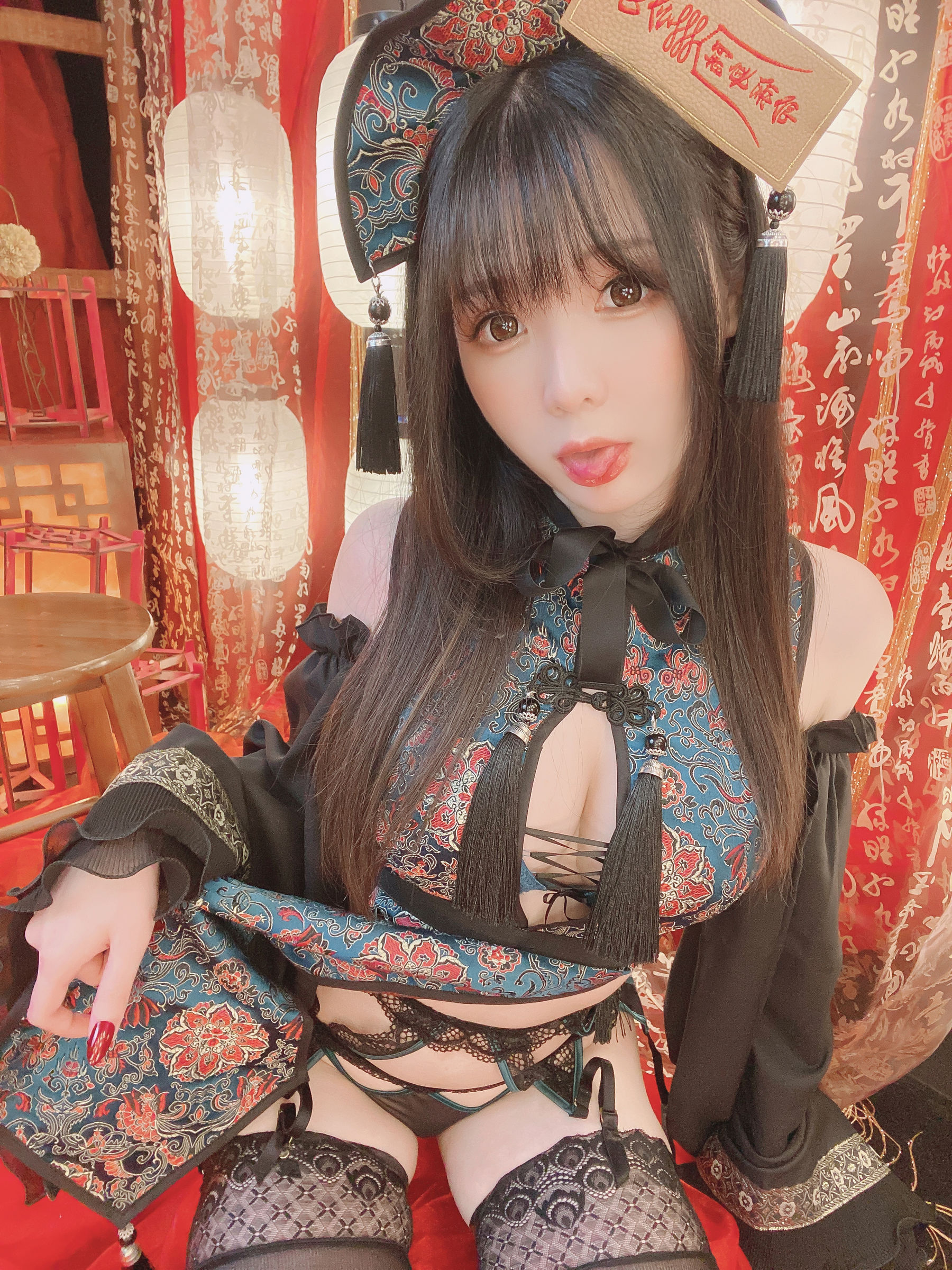 微博妹纸霜月shimo - キョンシーちゃん自撮り-图4