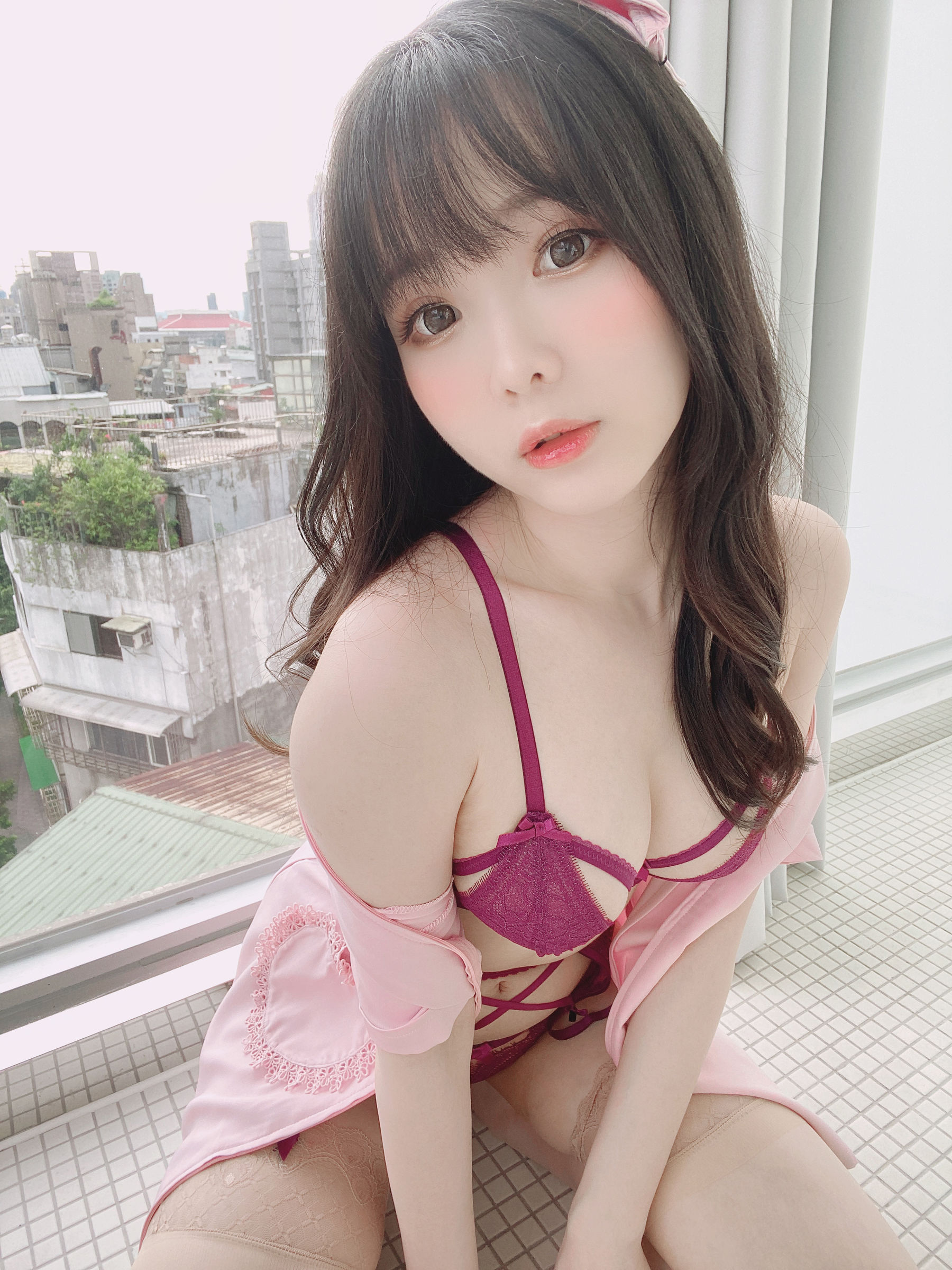 微博妹纸霜月shimo - ピンクナース__-图1