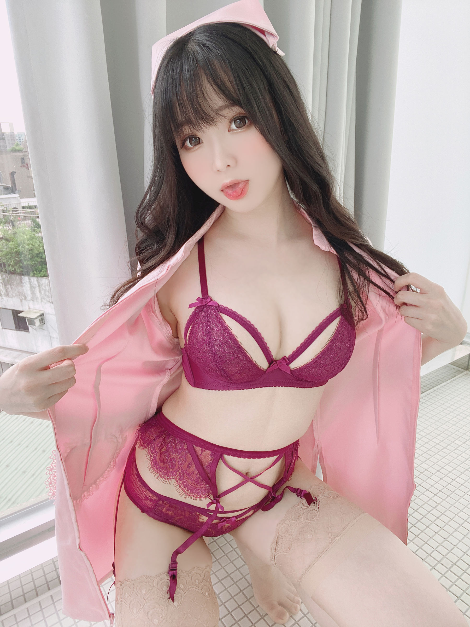 微博妹纸霜月shimo - ピンクナース__-图7