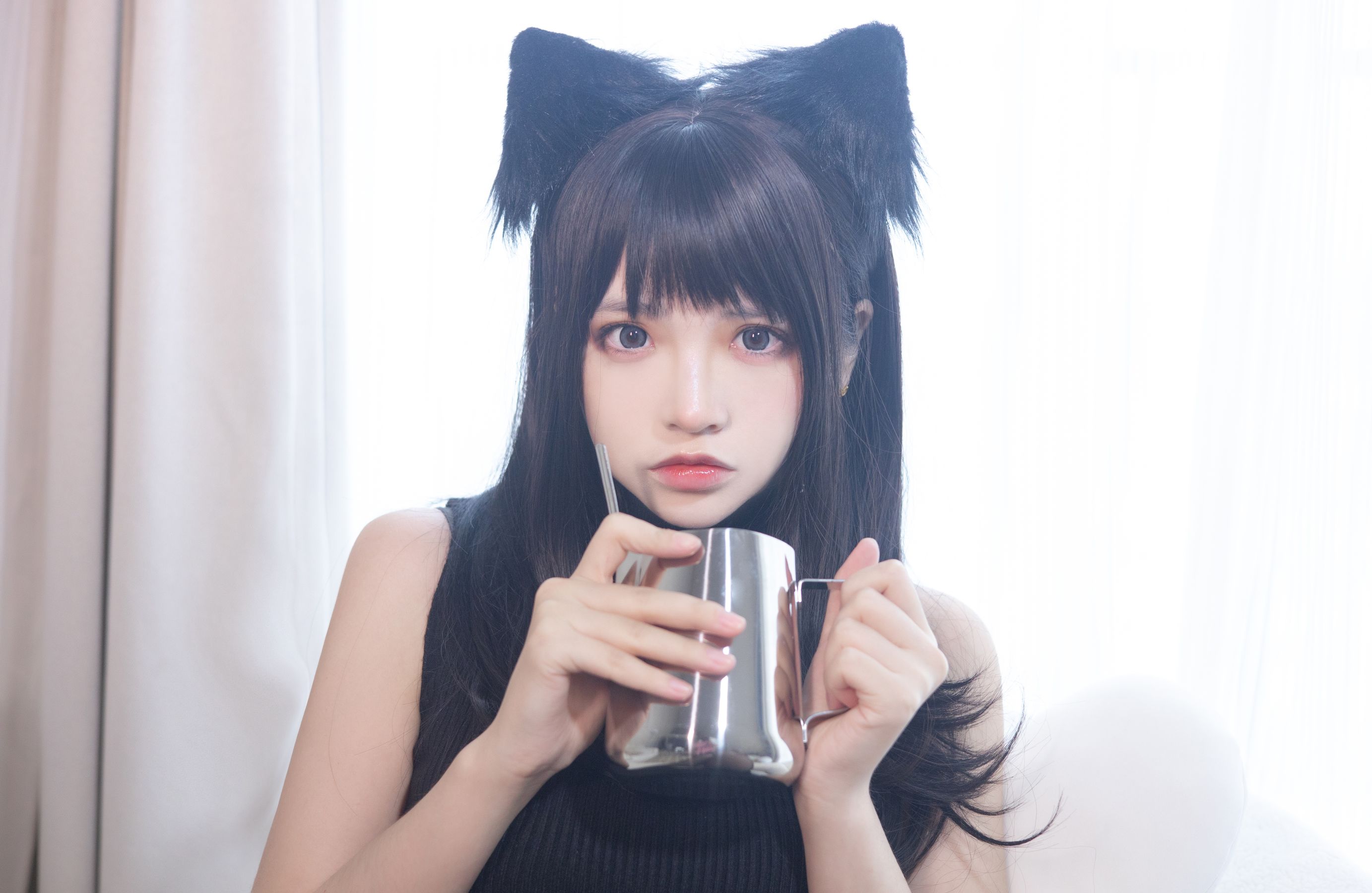疯猫ss - 黑毛衣少女-图2