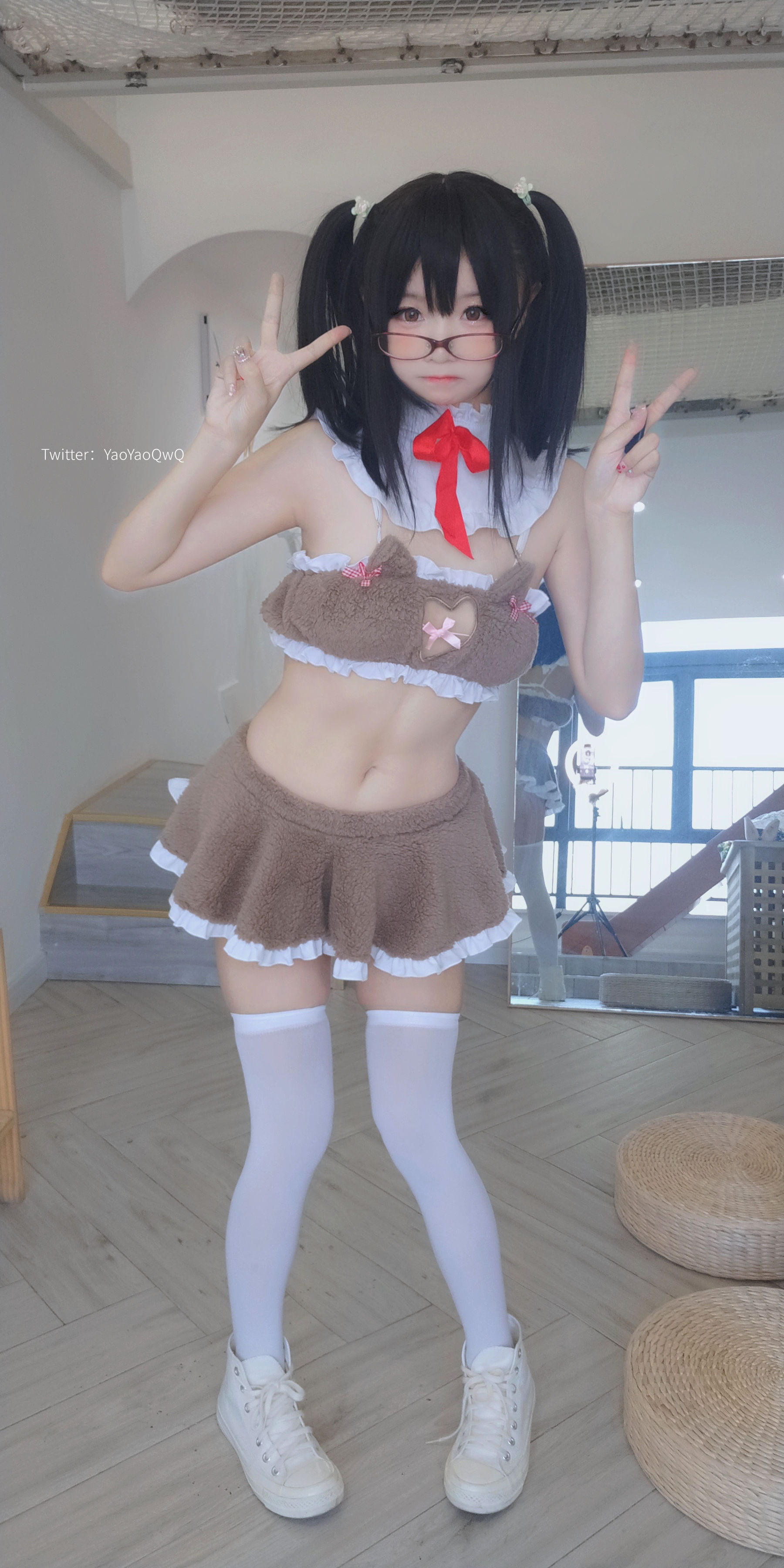 萌妹子Coser摇摇乐yoyo fantia 11月会员合集 白丝诱惑-图11