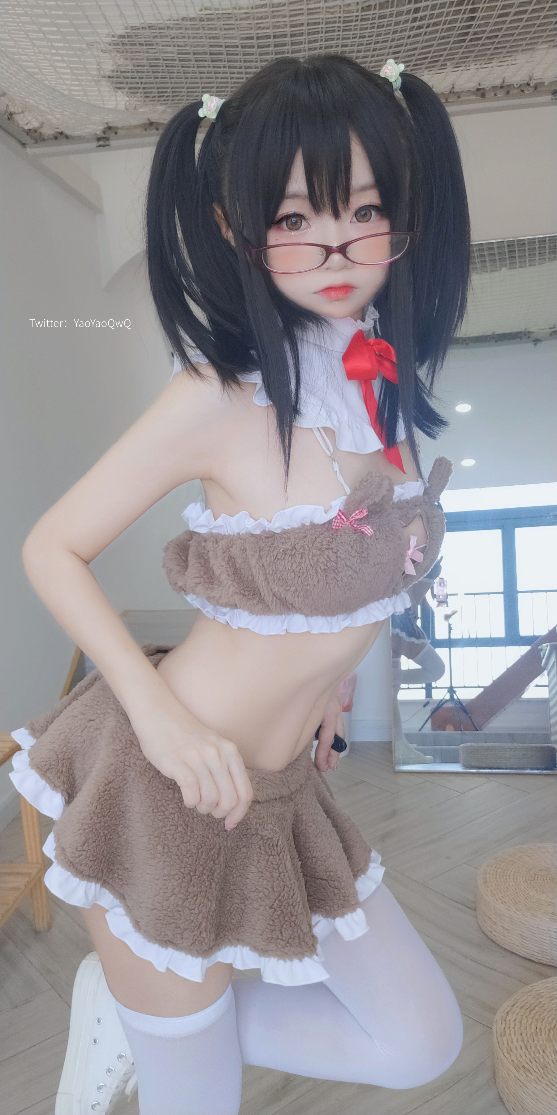 萌妹子Coser摇摇乐yoyo fantia 11月会员合集 白丝诱惑-图12