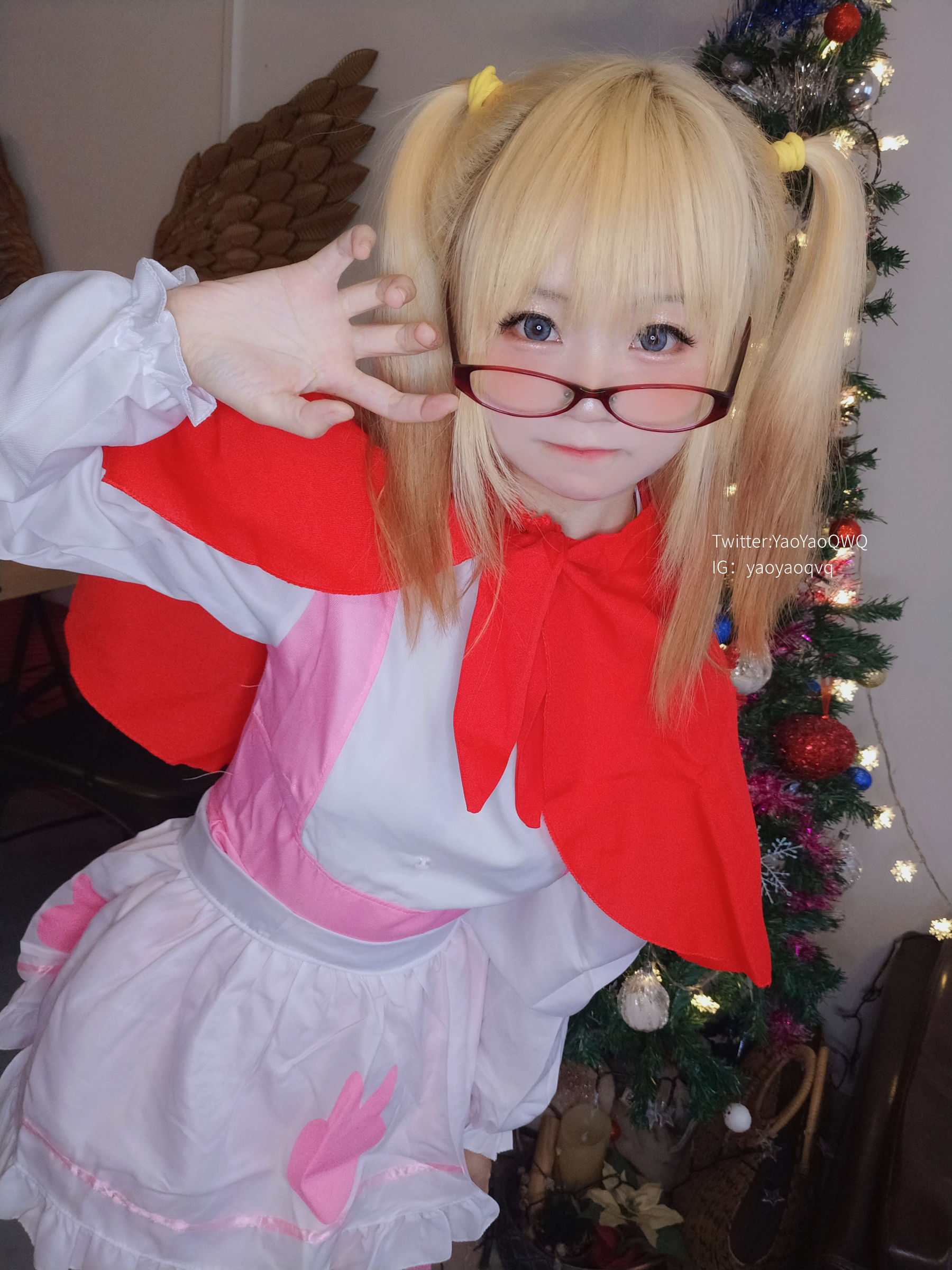 萌妹子Coser摇摇乐yoyo fantia 12月会员合集 女仆系列-图1