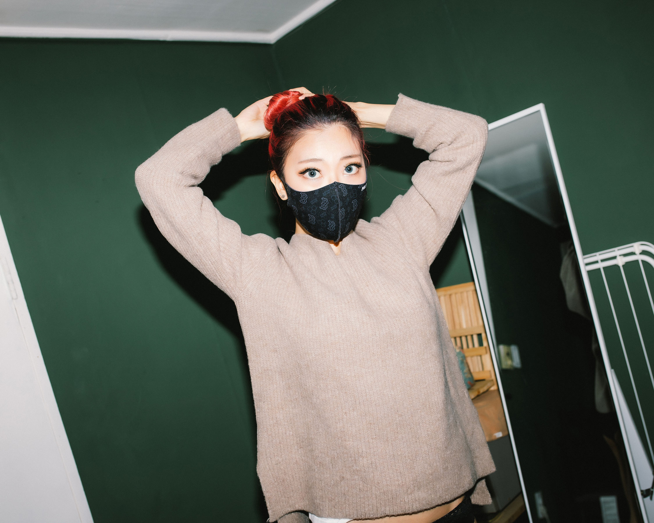 - Mona My sister next door Vol.1-图0