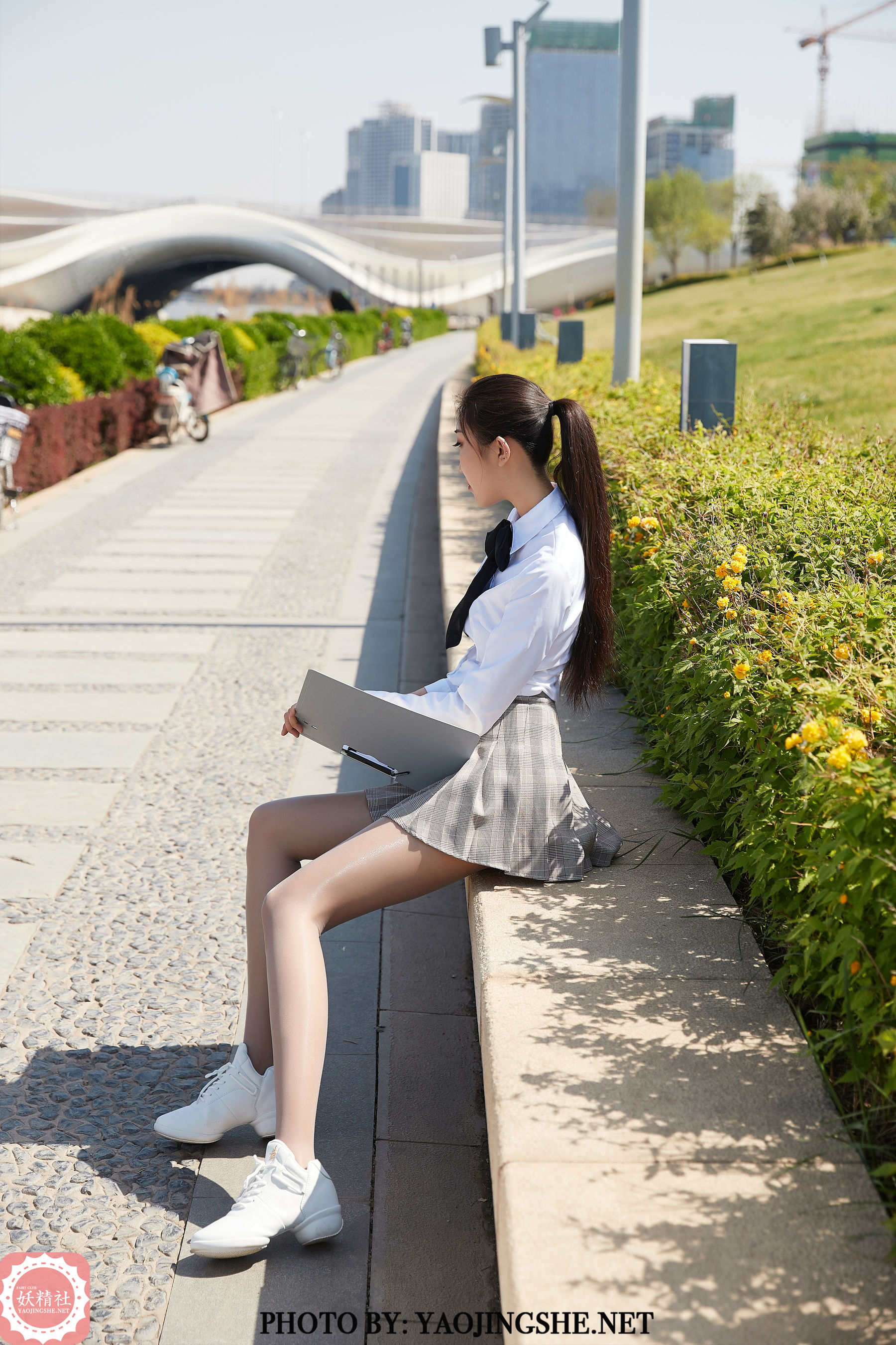 T2010 苏伟 河边学生装-图7