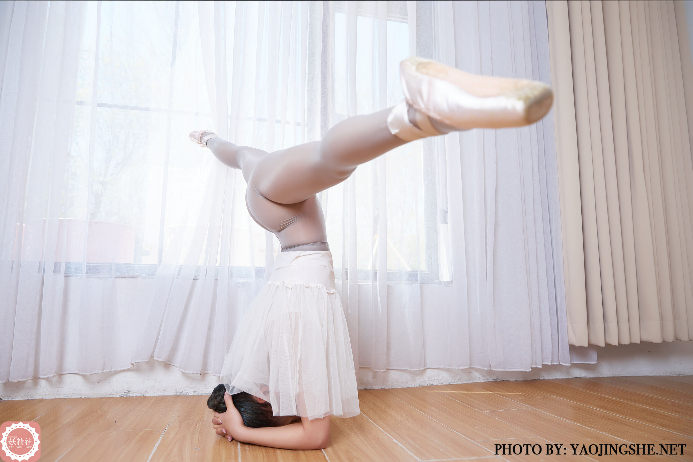 T2020 柒子 白纱裙劈叉-图18