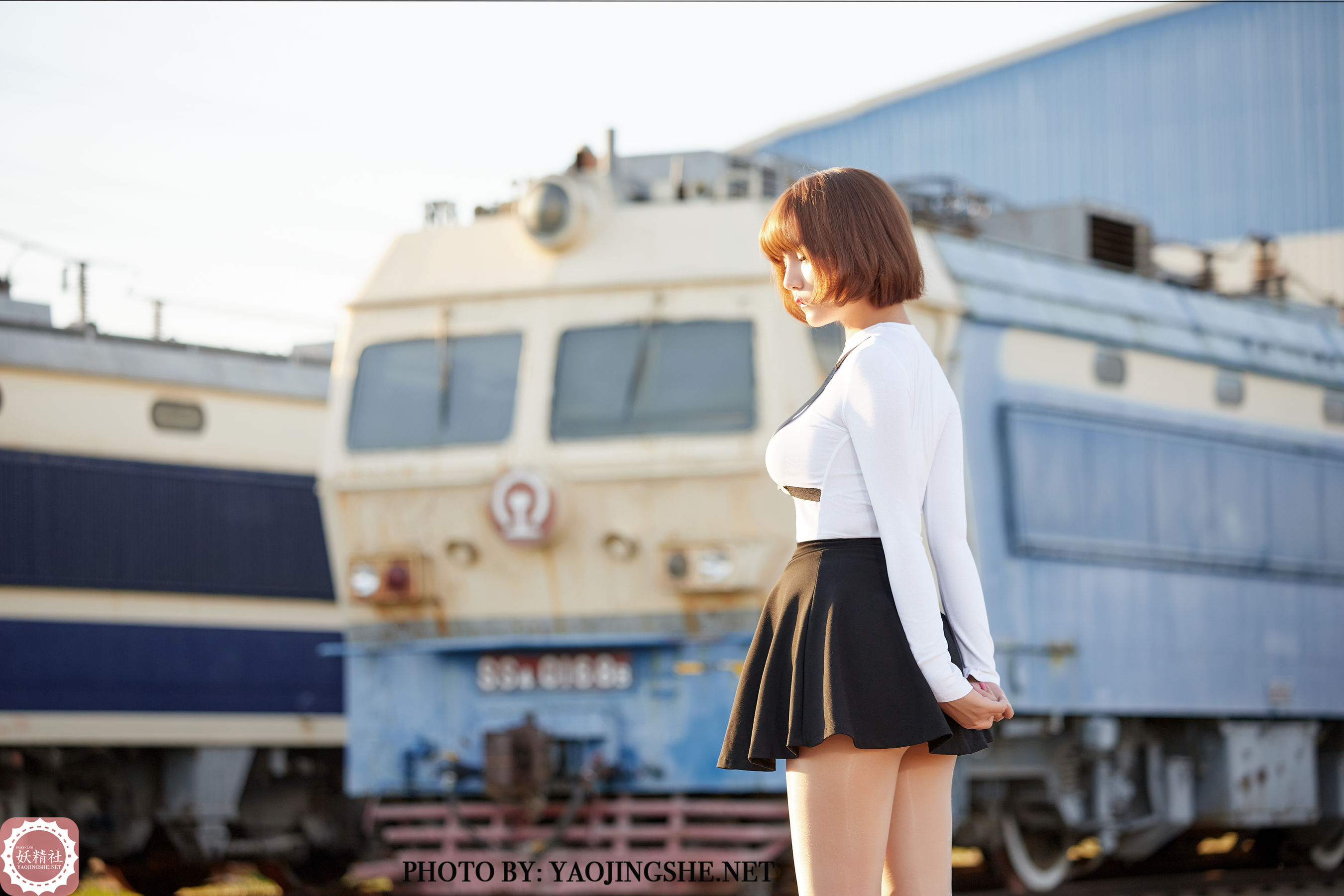 T2042 唐飞飞 逆光车站-图57