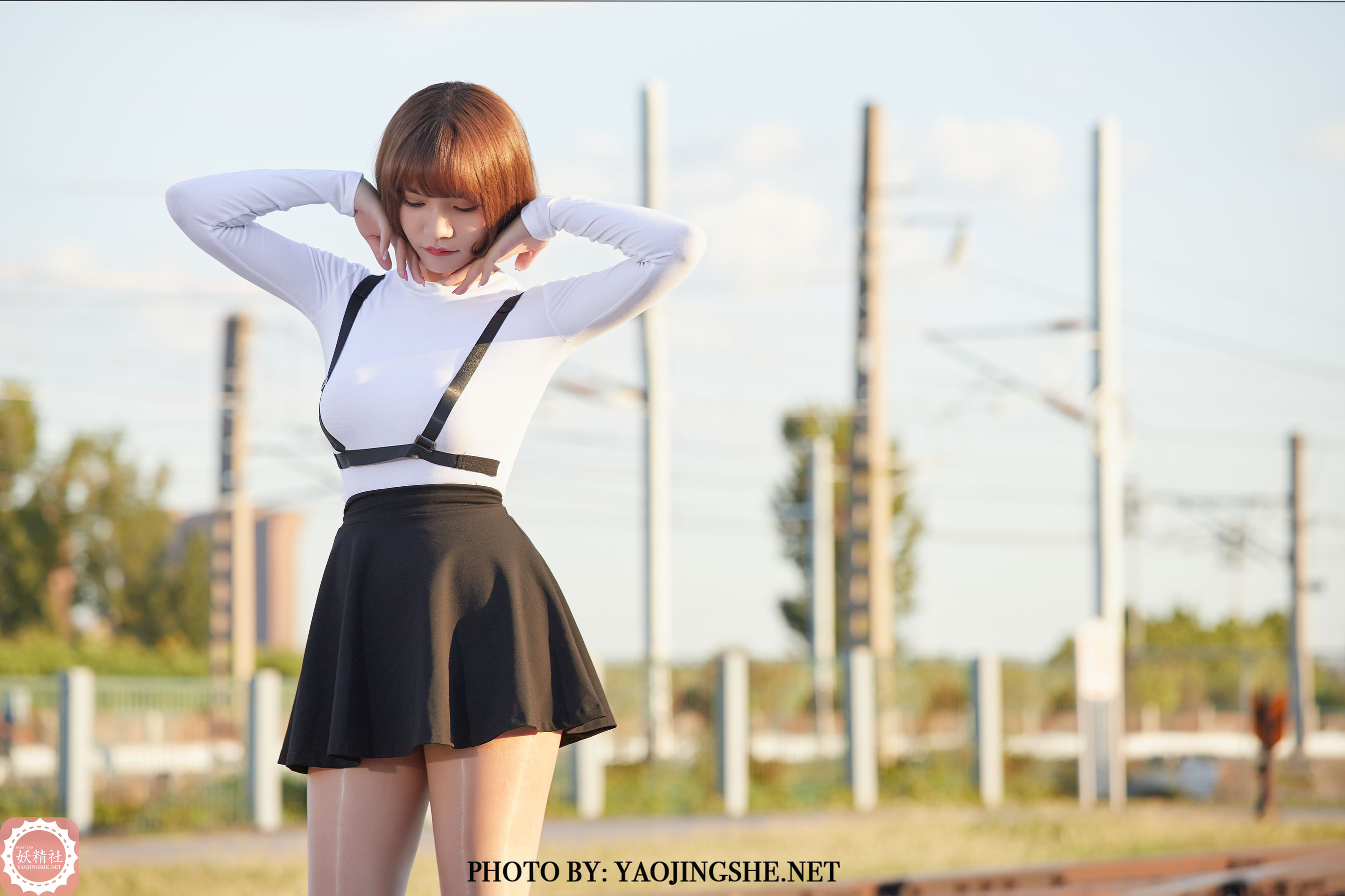 T2042 唐飞飞 逆光车站-图60