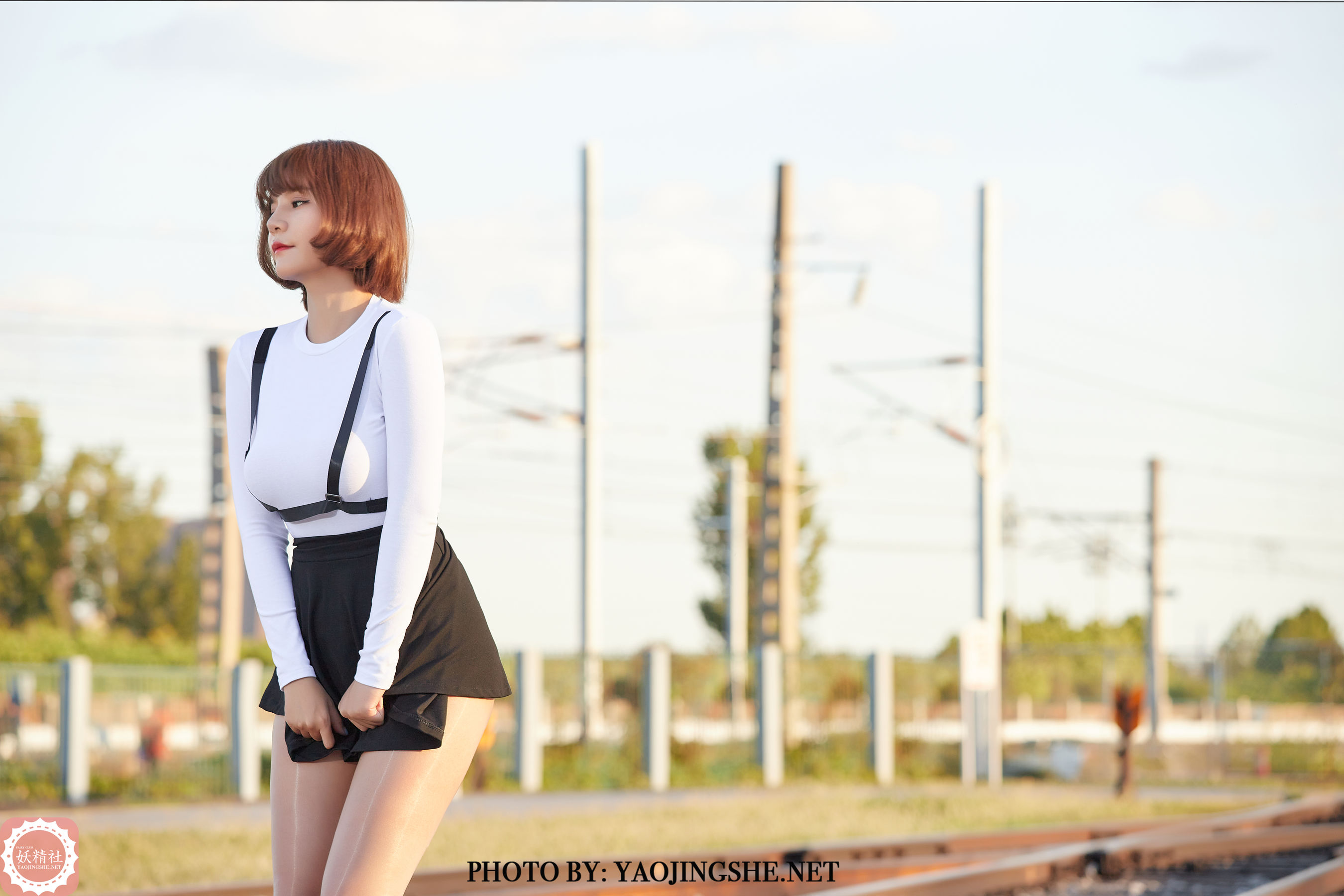 T2042 唐飞飞 逆光车站-图62