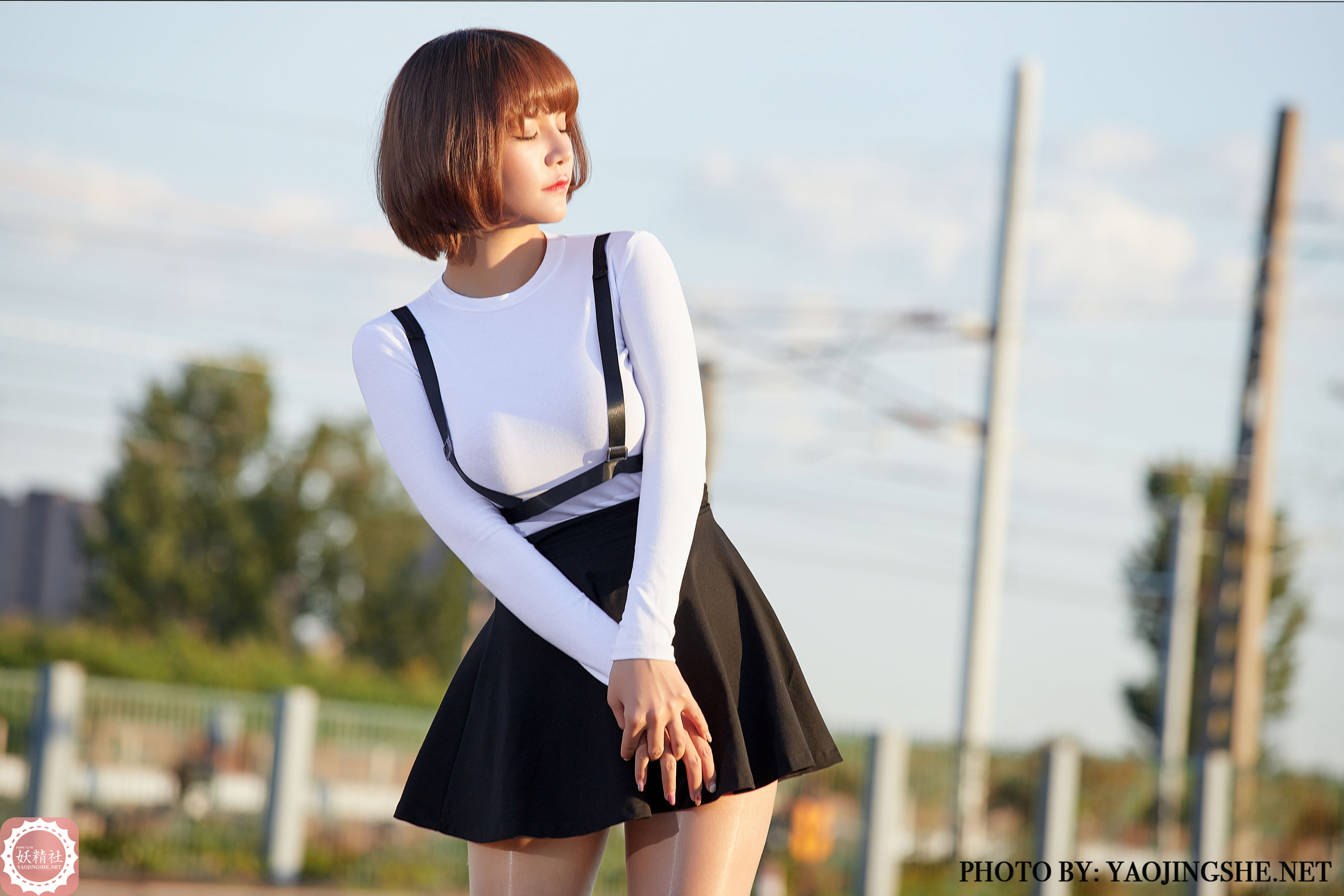 T2042 唐飞飞 逆光车站-图66