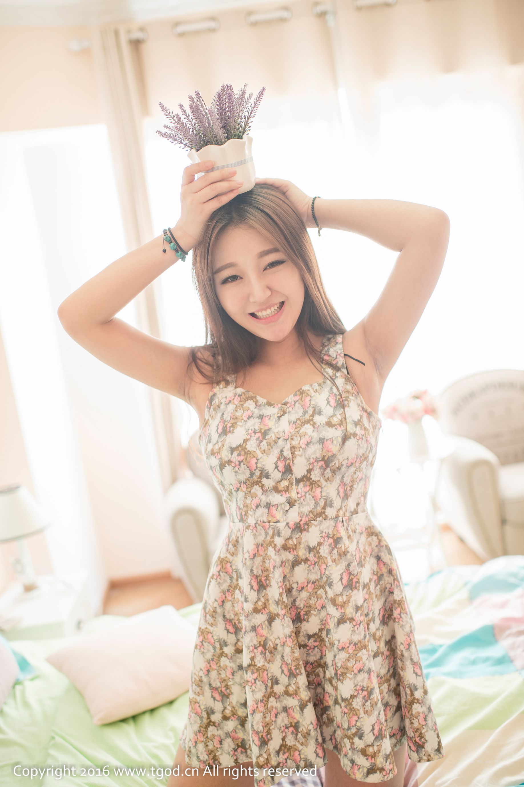 小蝴蝶《治愈系少女 丰胸翘臀》-图19