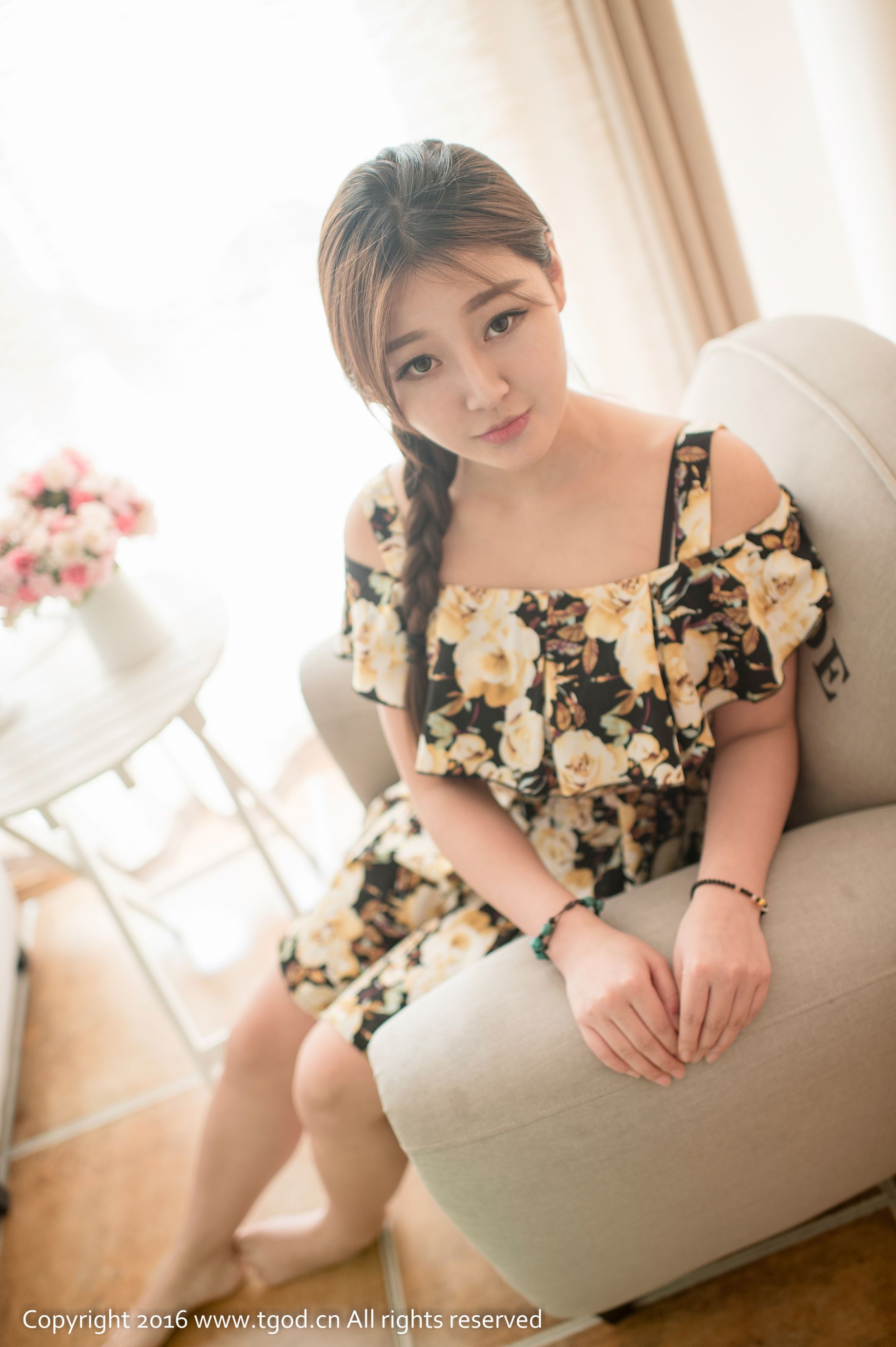 小蝴蝶《治愈系少女 丰胸翘臀》-图24