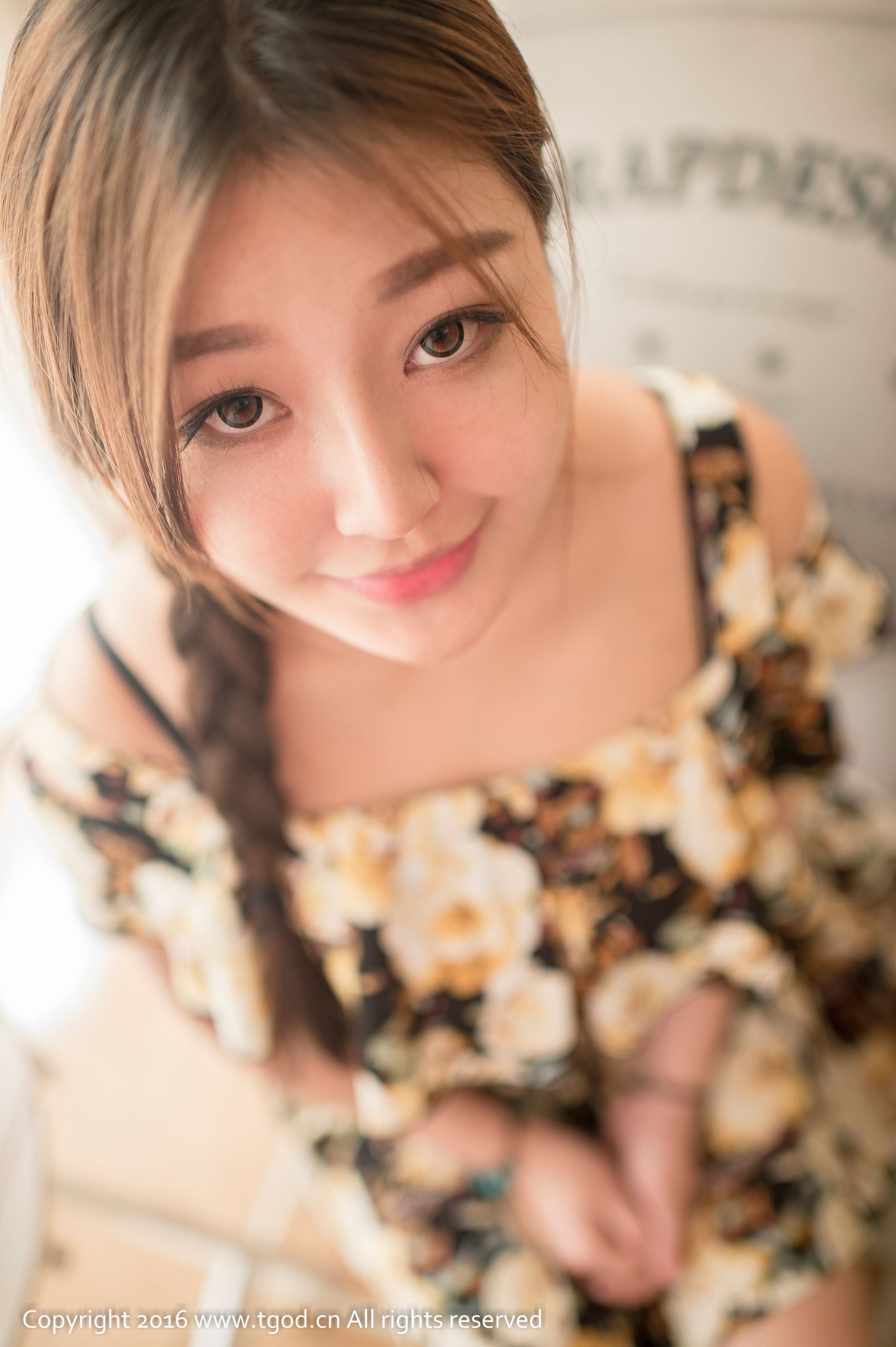小蝴蝶《治愈系少女 丰胸翘臀》-图30