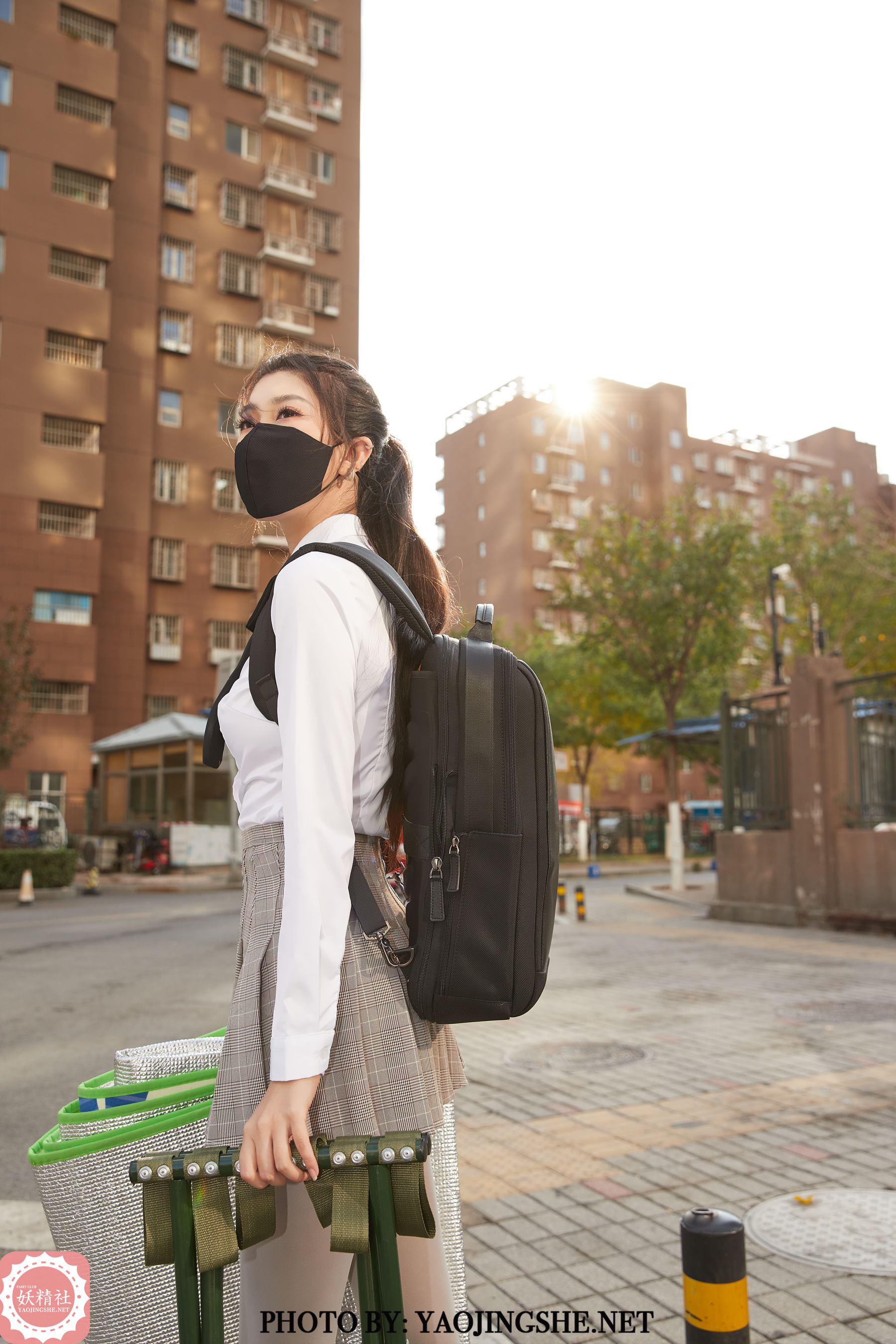 T2113 苏伟 摆摊儿-图0