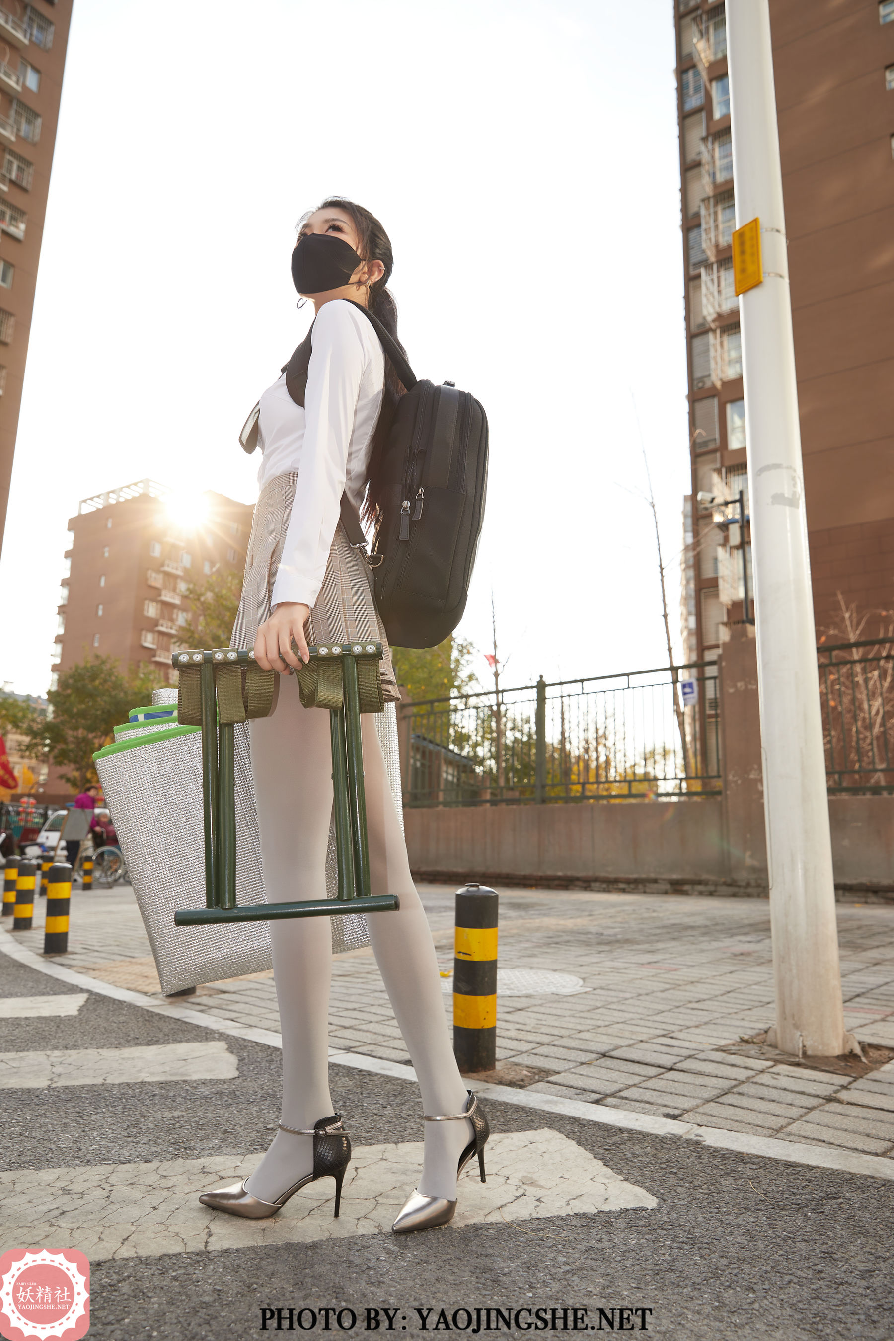 T2113 苏伟 摆摊儿-图1