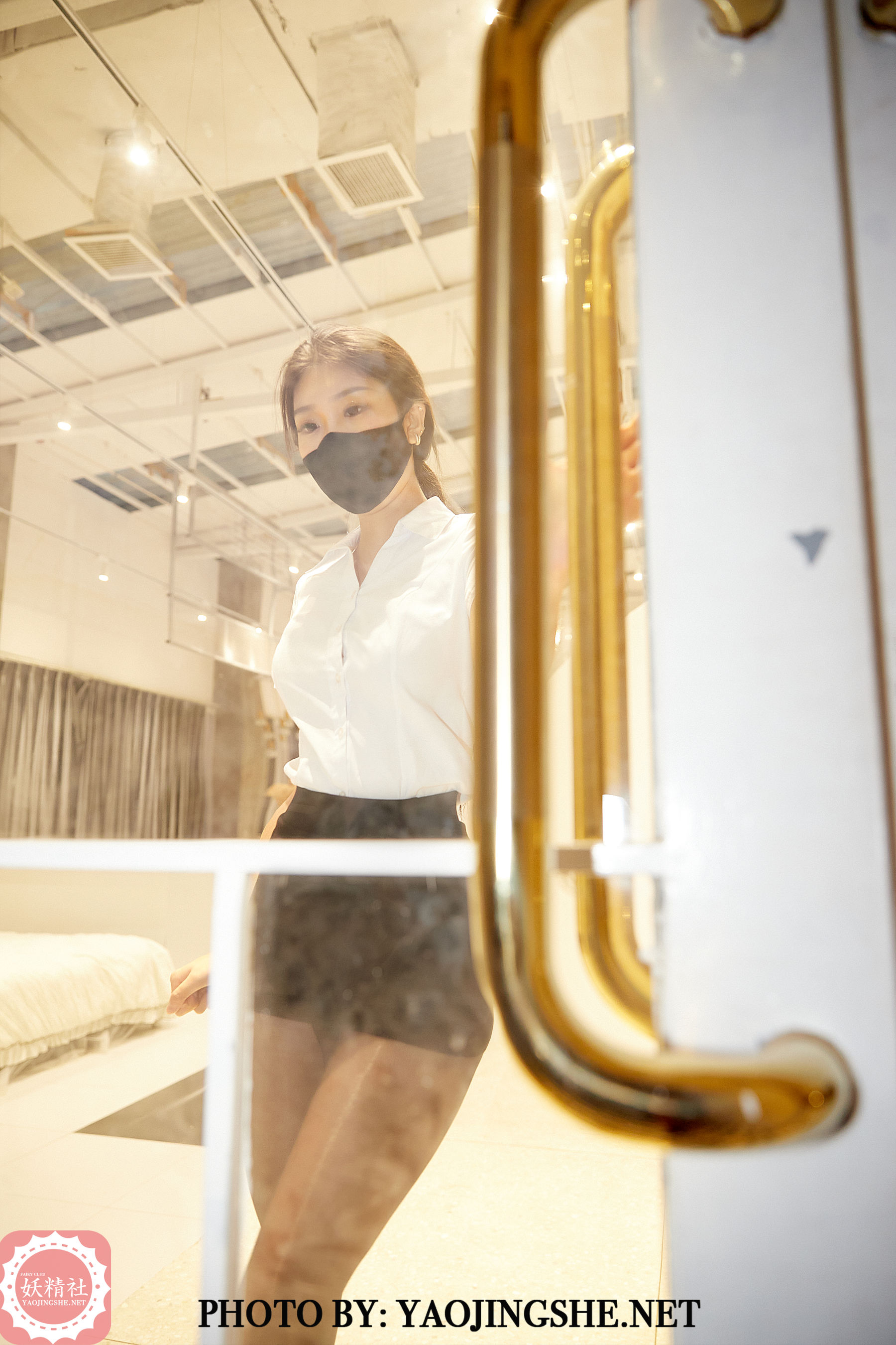 T2114 苏伟 办公桌下-图2