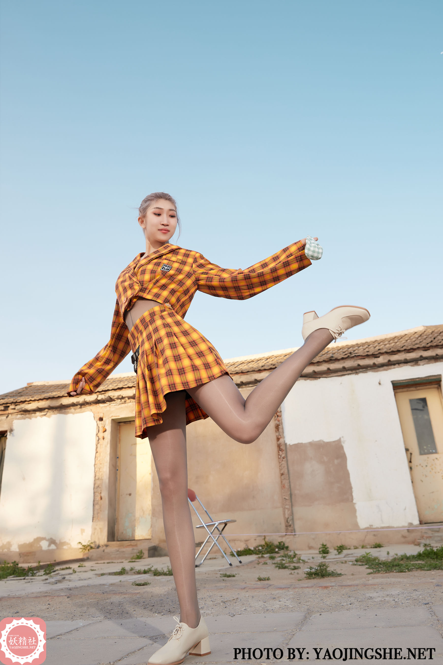 T2122 苏伟 丢沙包-图1