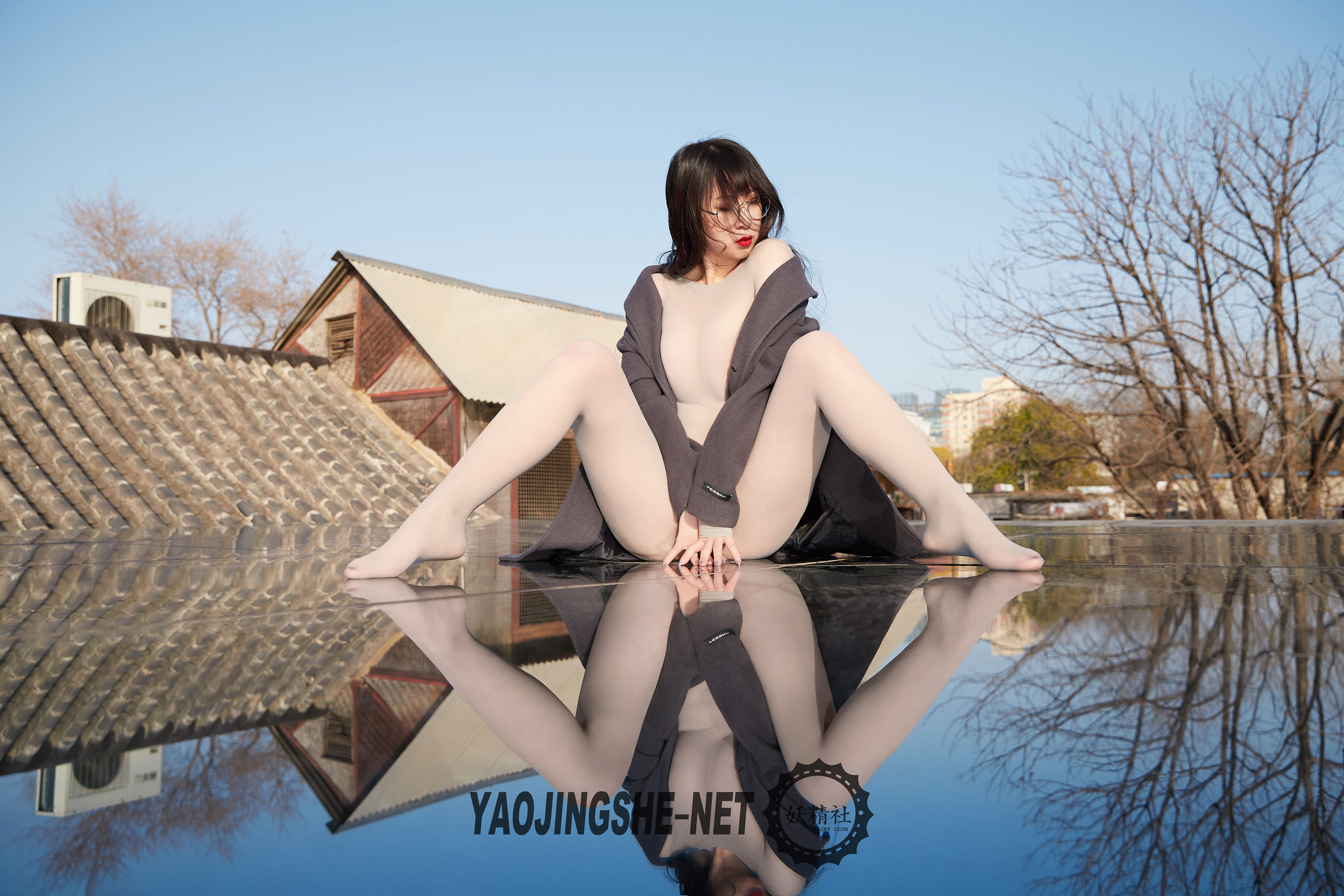 V1905 焦艺 禁锢在屋檐下-图40