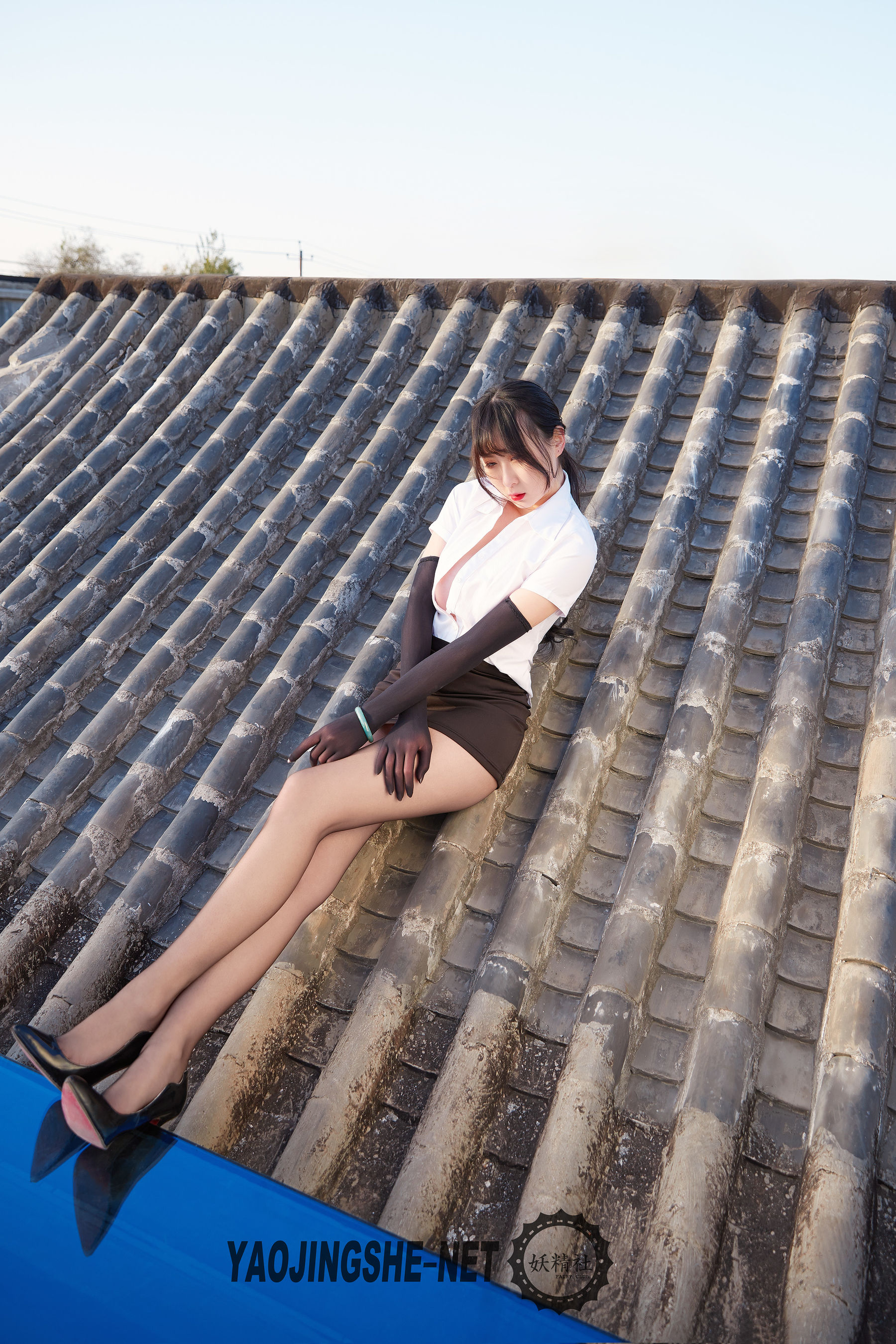 V1905 焦艺 禁锢在屋檐下-图47