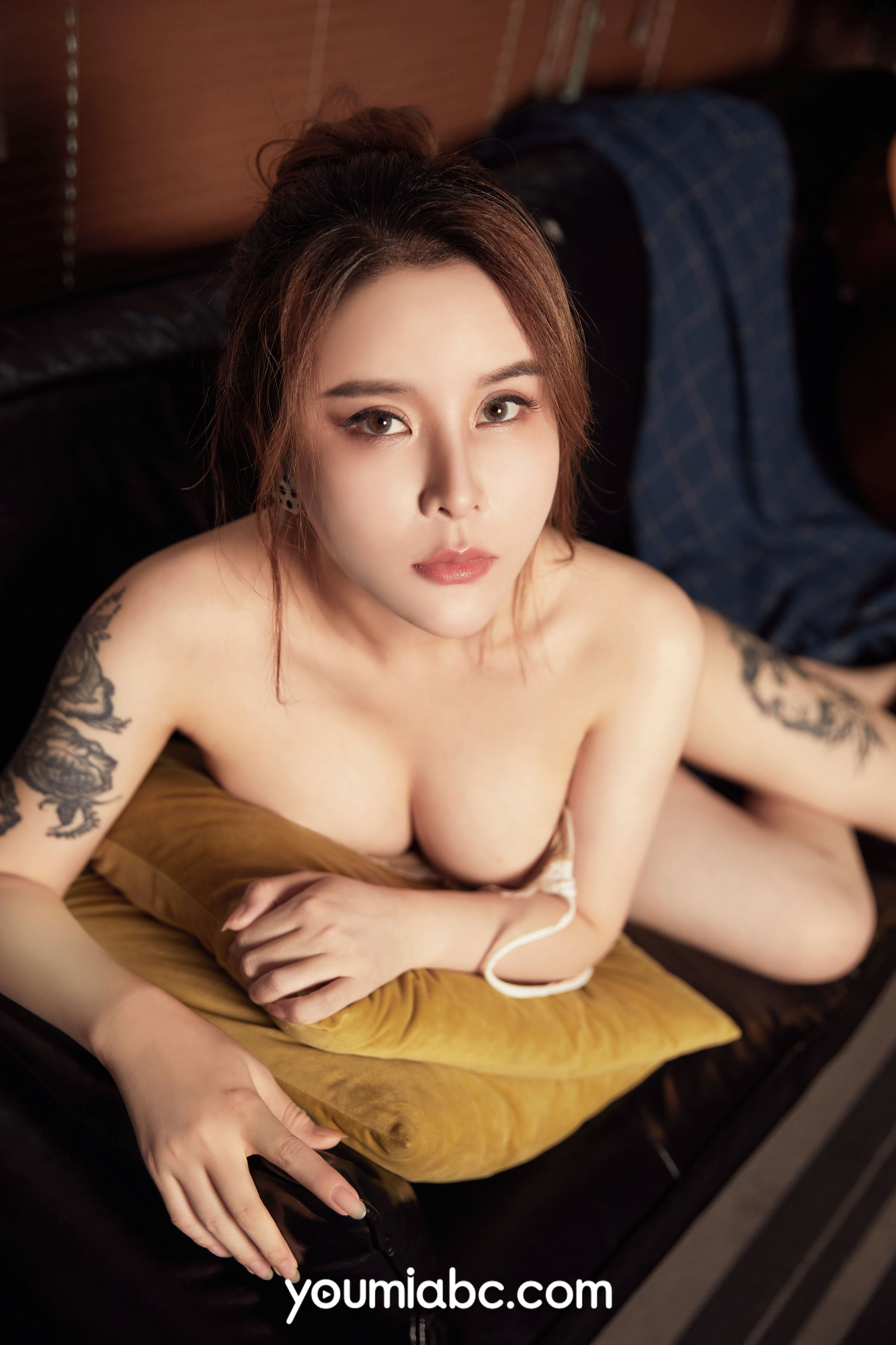 爱丽莎 弹吉他的女人-图23