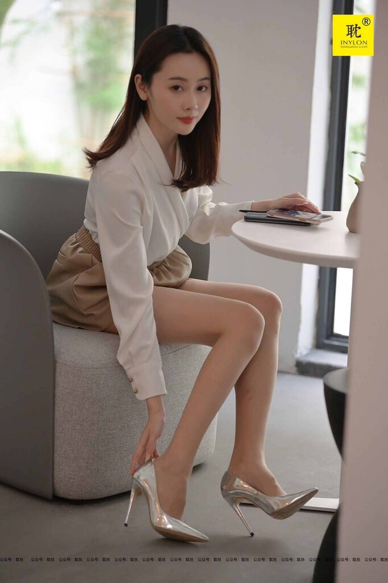 009 藏美 肉丝高跟美腿-图0