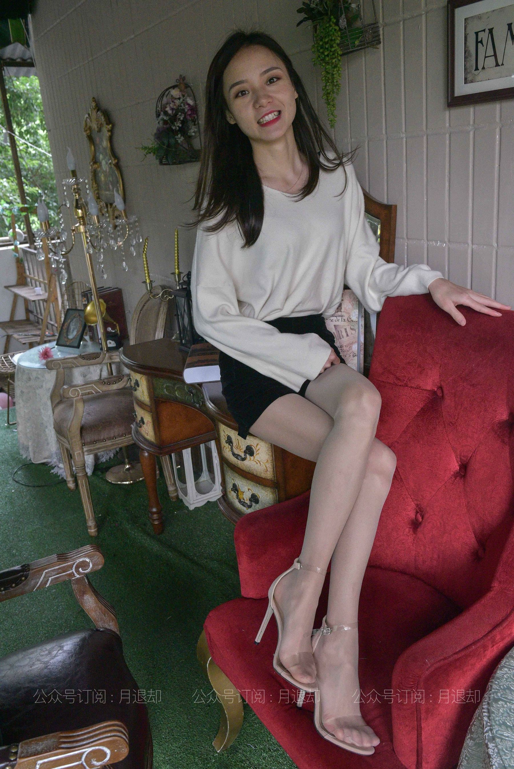 022 小六 红椅上舞蹈的肉丝-图78