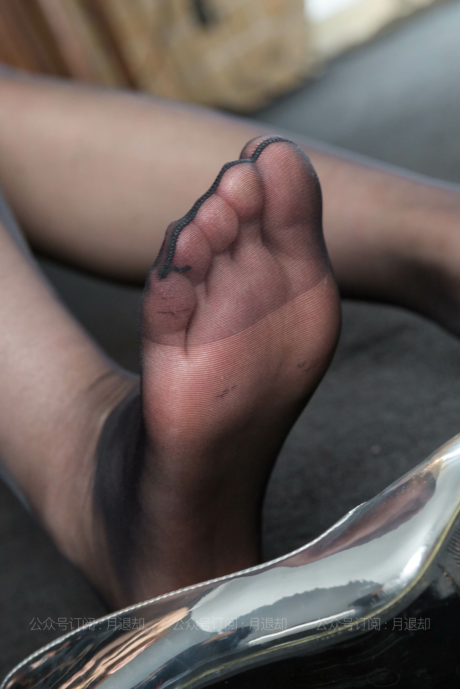 030 丢丢 黑丝短裙-图9