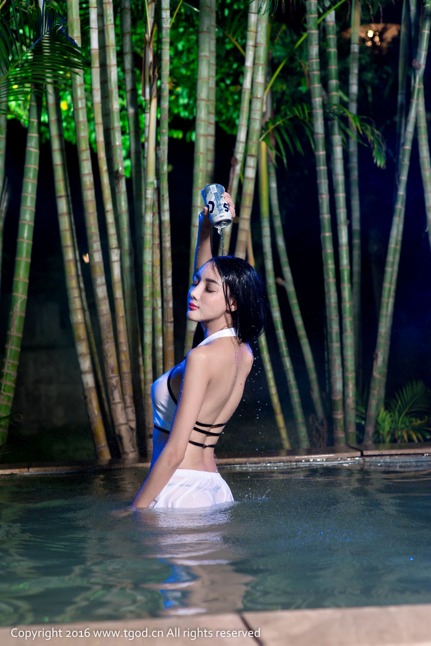 婕西儿jessie《古兜温泉旅拍》释放香艳的小妖精-图39