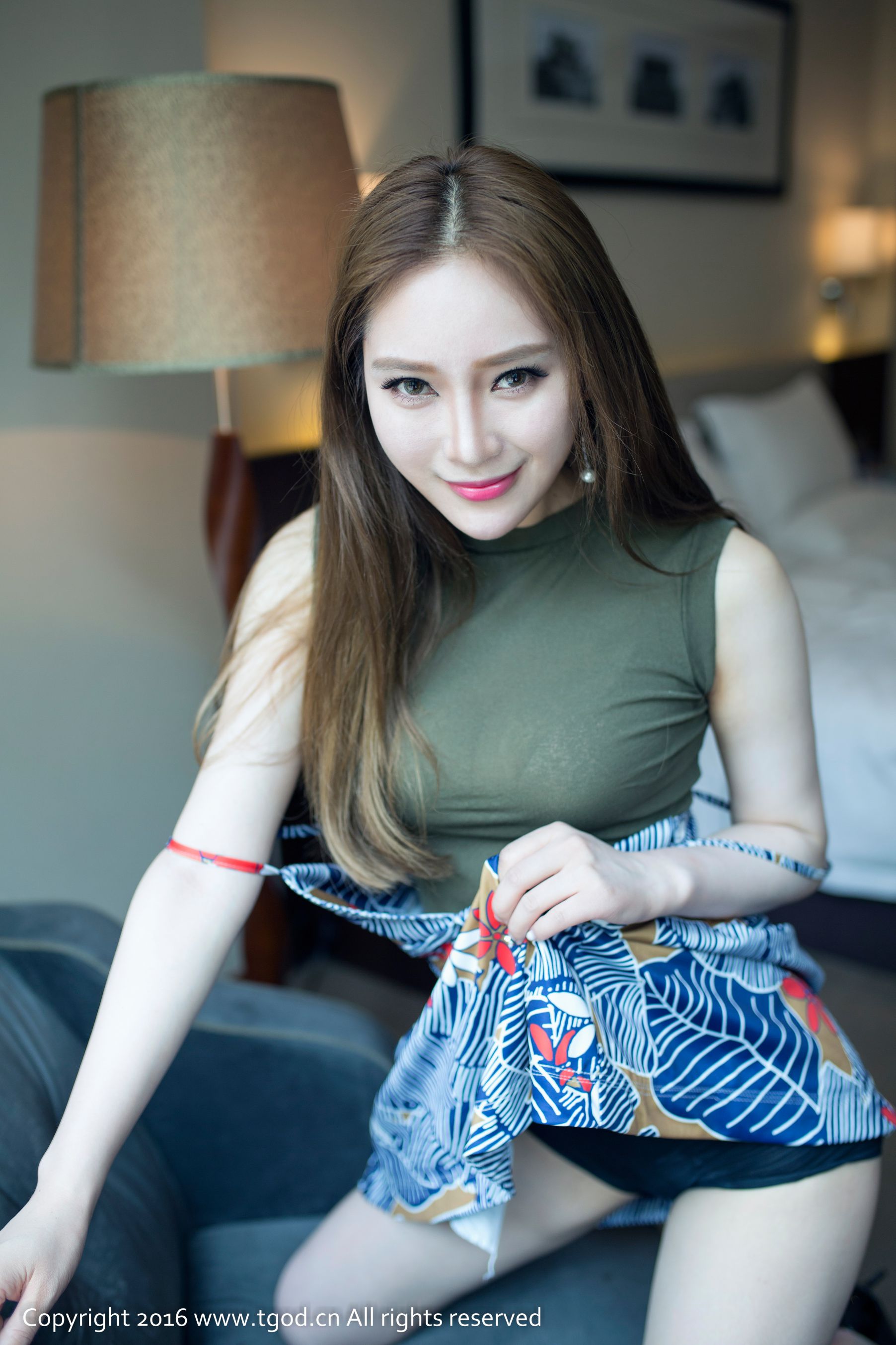 婷婷《绝美佳人大波浪》-图4