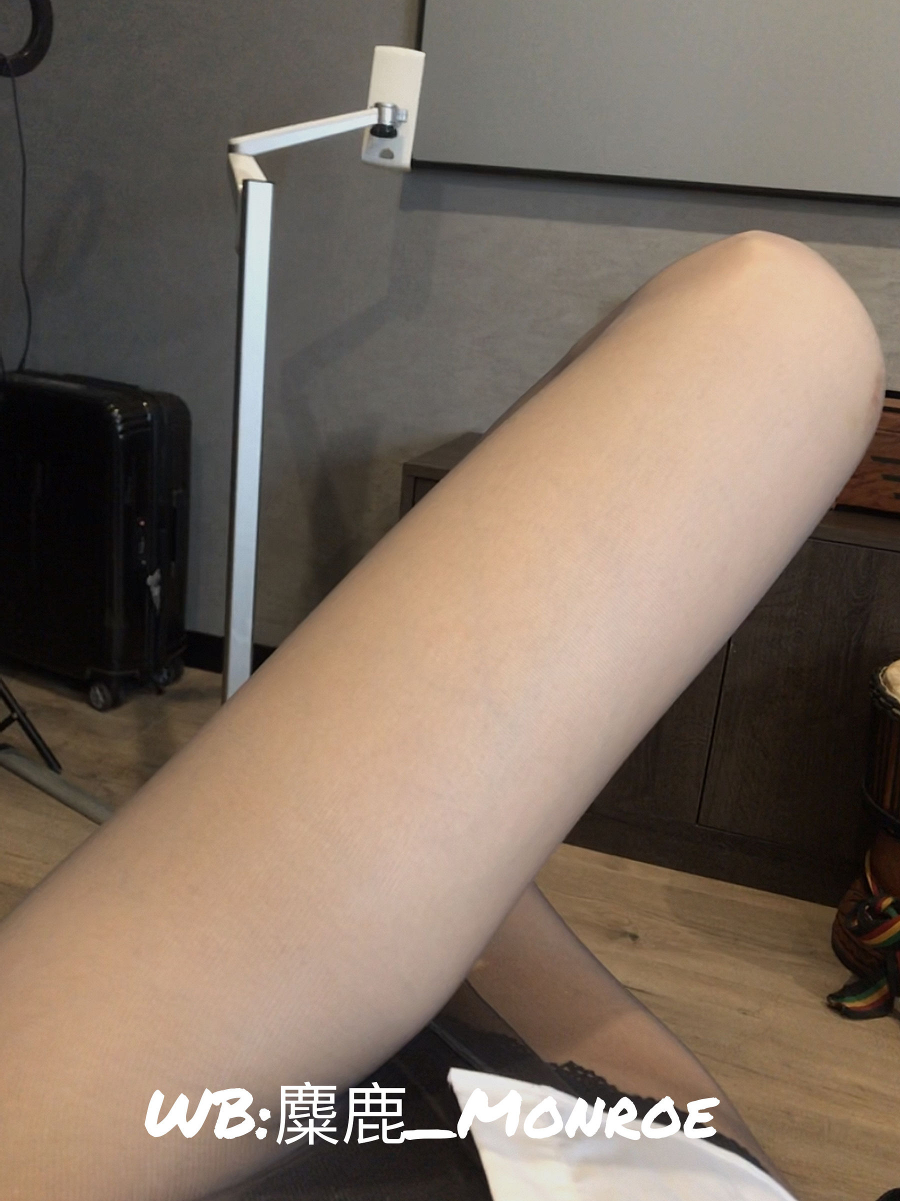 丝足博主麋鹿_Monroe 2020.06.30 迷恋-图1