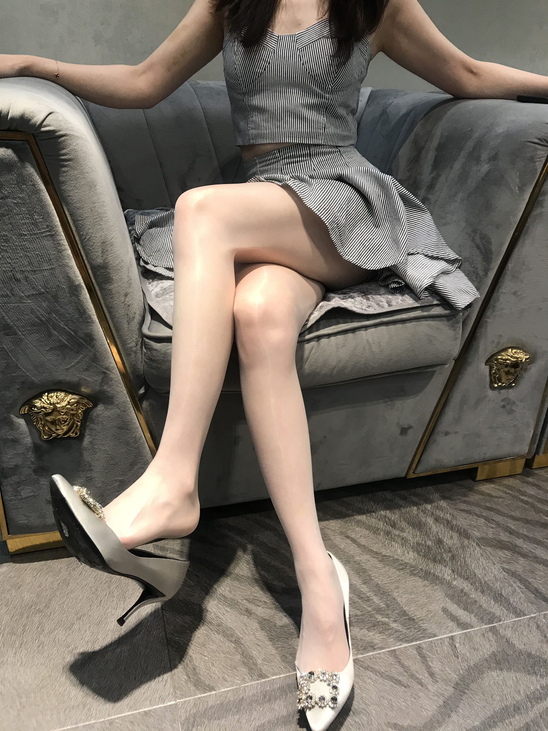 丝足博主麋鹿_Monroe 2020.07.06 百变妖姬-图2