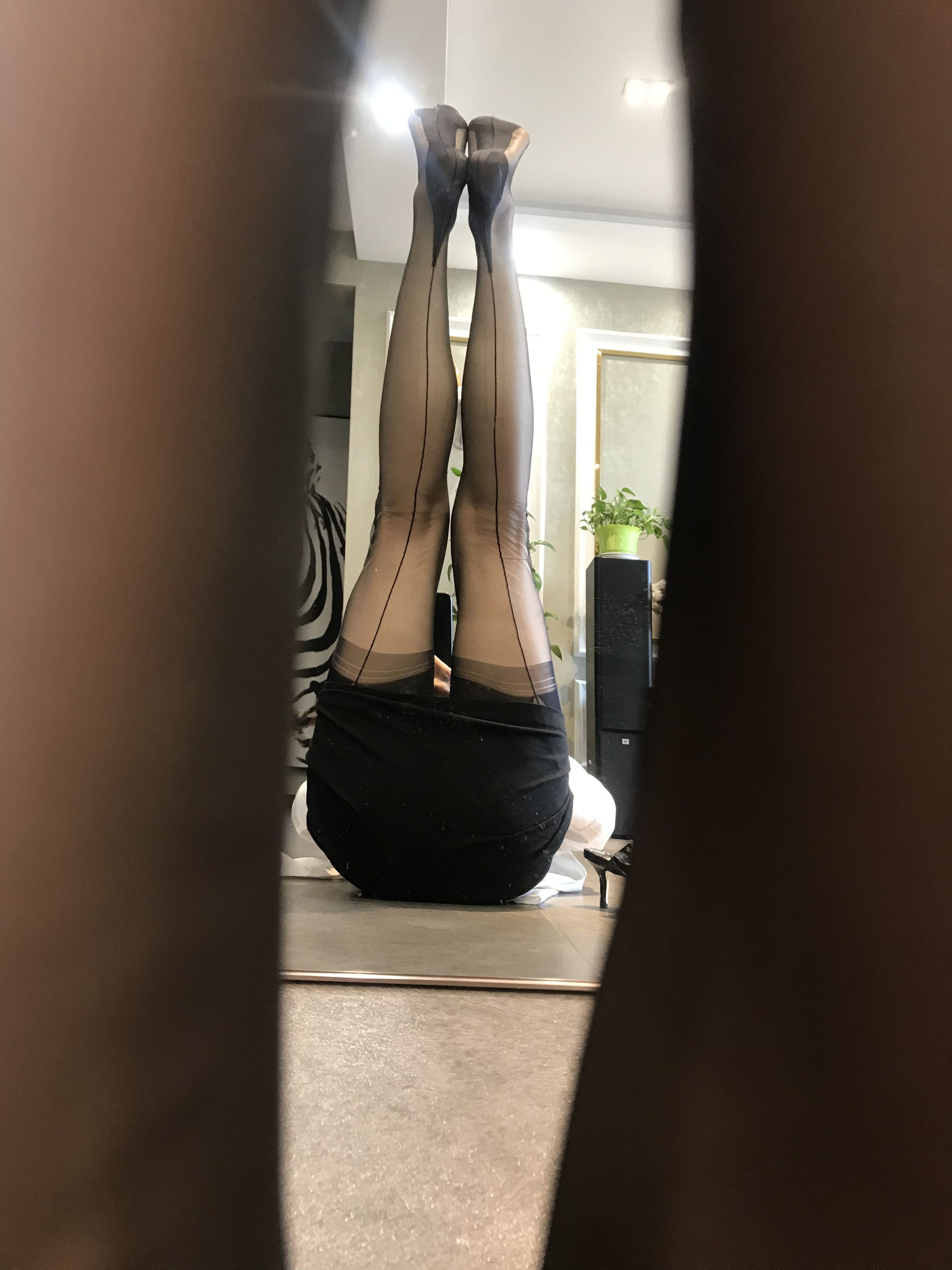 丝足博主麋鹿_Monroe 2020.07.12 黑色吊袜-图27