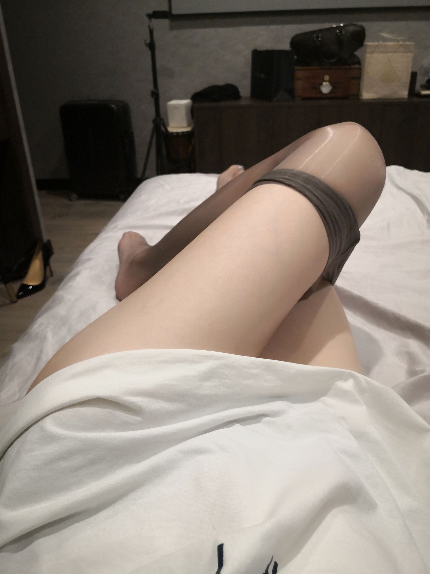 丝足博主麋鹿_Monroe 2020.07.20 慵懒的性感-图1