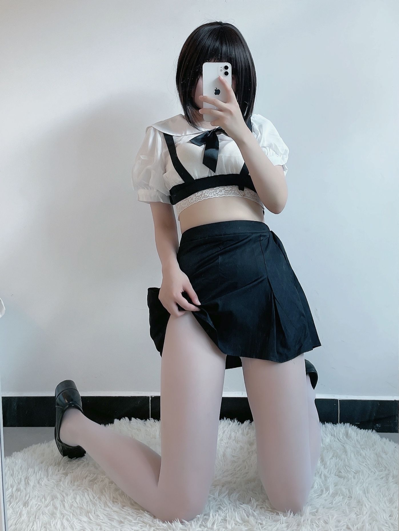 动漫博主田璐璐 - 白丝短裙-图7