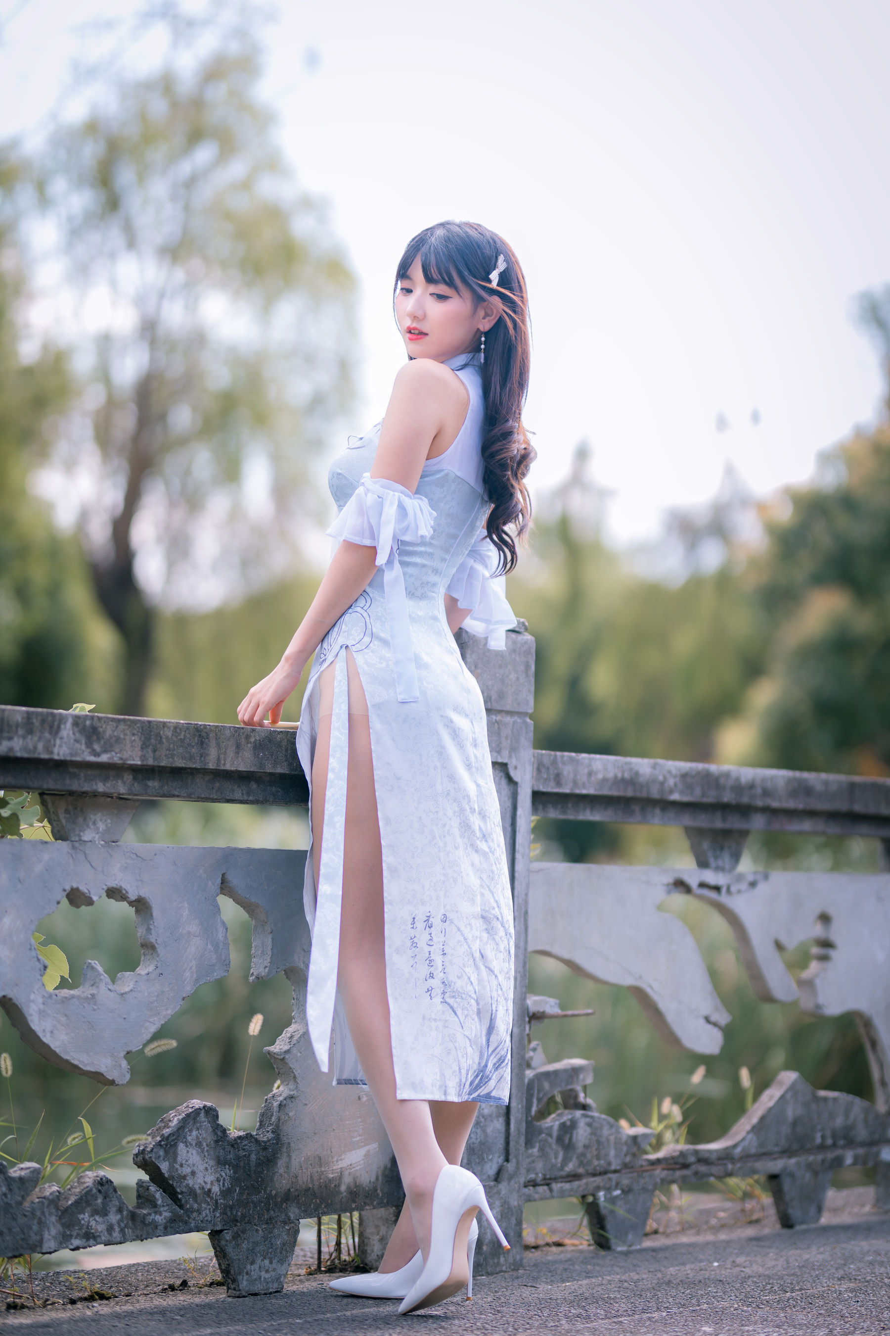 可爱妹子陆卿卿kyokyo - 蓝色旗袍-图5