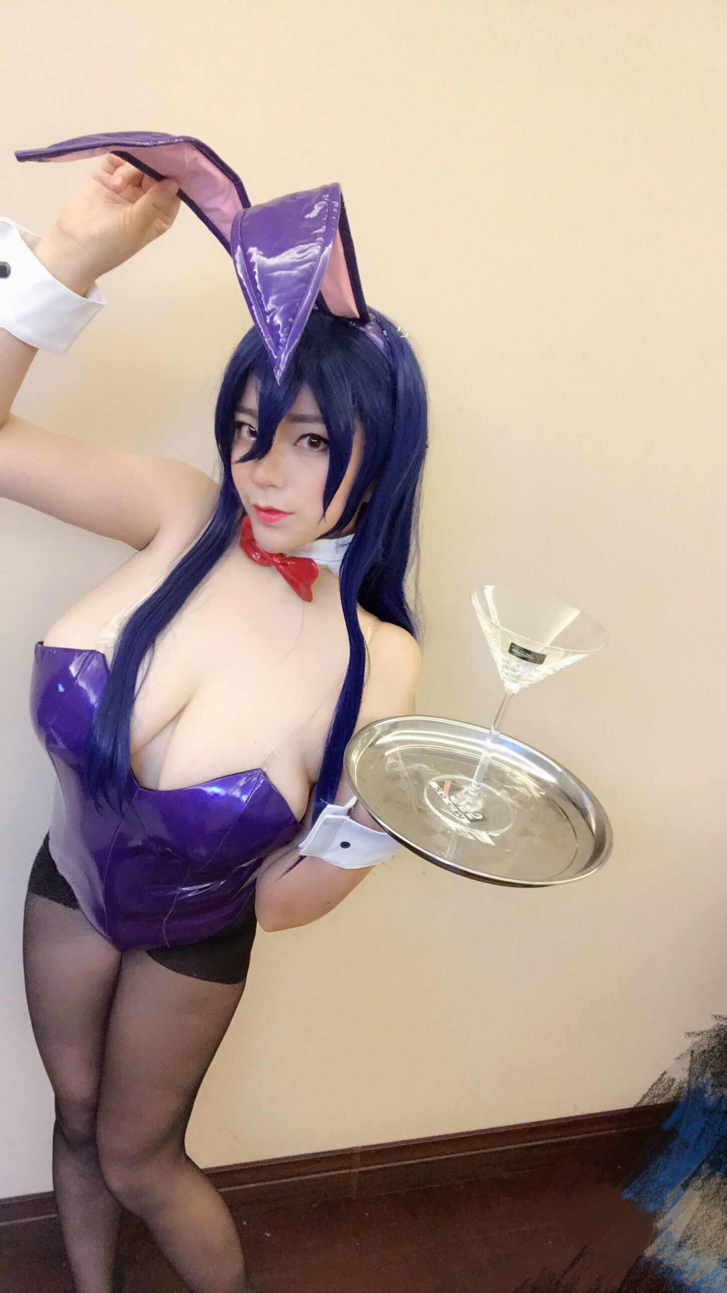 奶兔biubiu - 兔女郎-图1