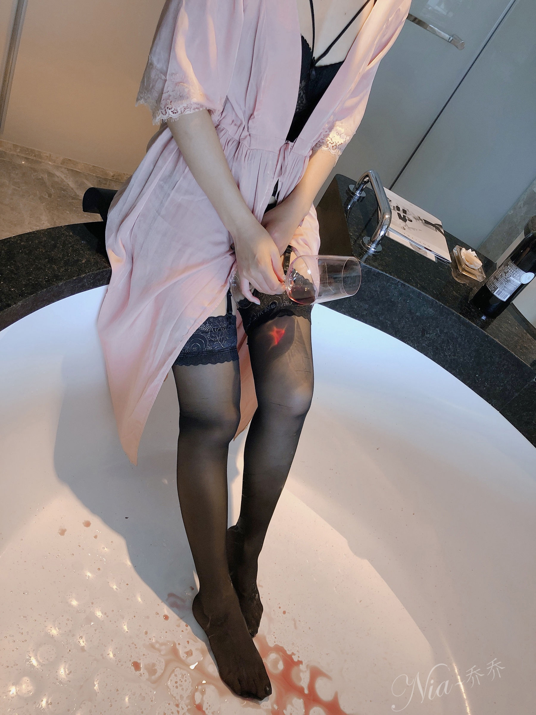 安乔乔儿(Nia乔乔) No.025 宿醉-图38