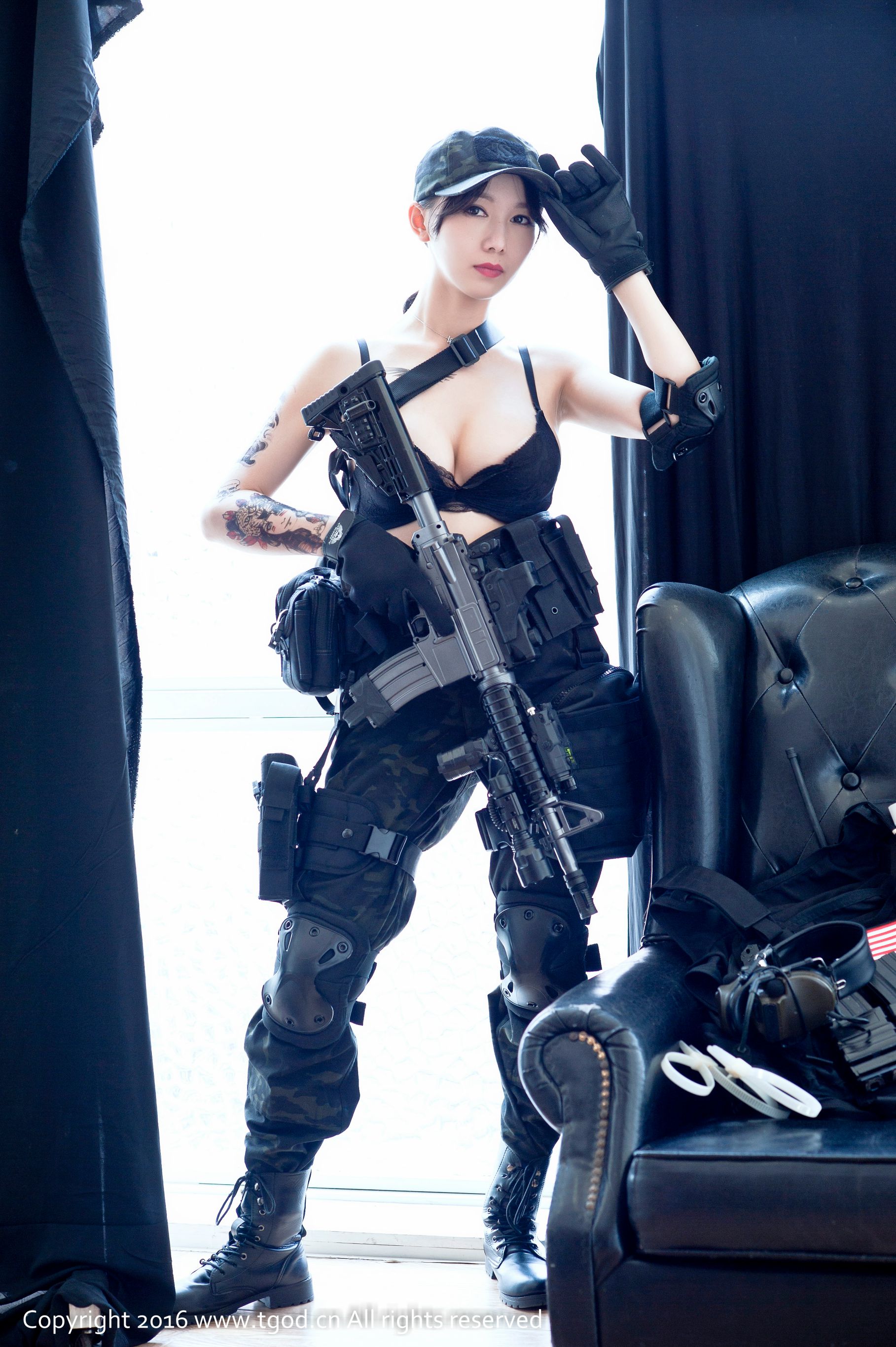 展如《帅气与妖艳完美结合》-图42