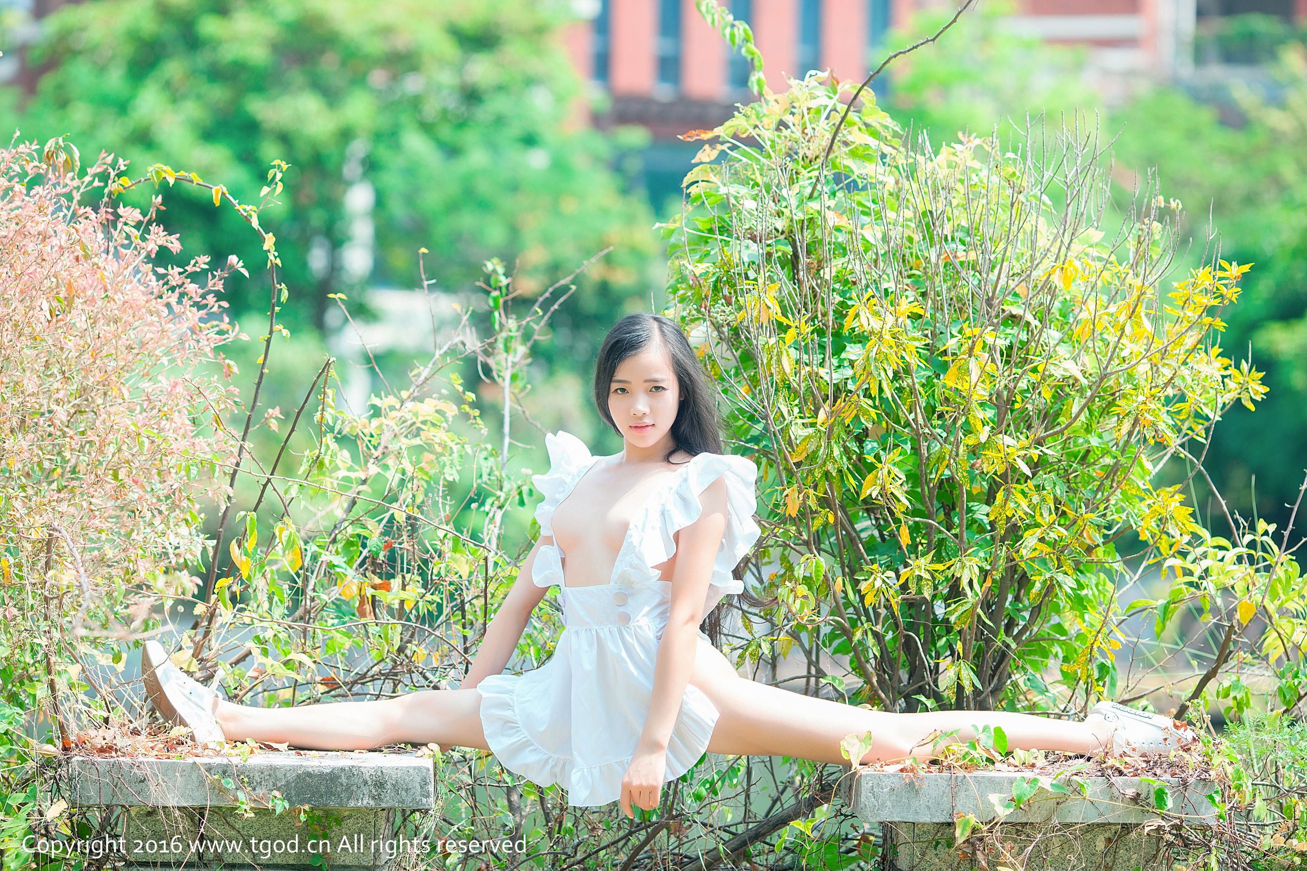 蔻蔻《女仆翘臀小清新》-图33