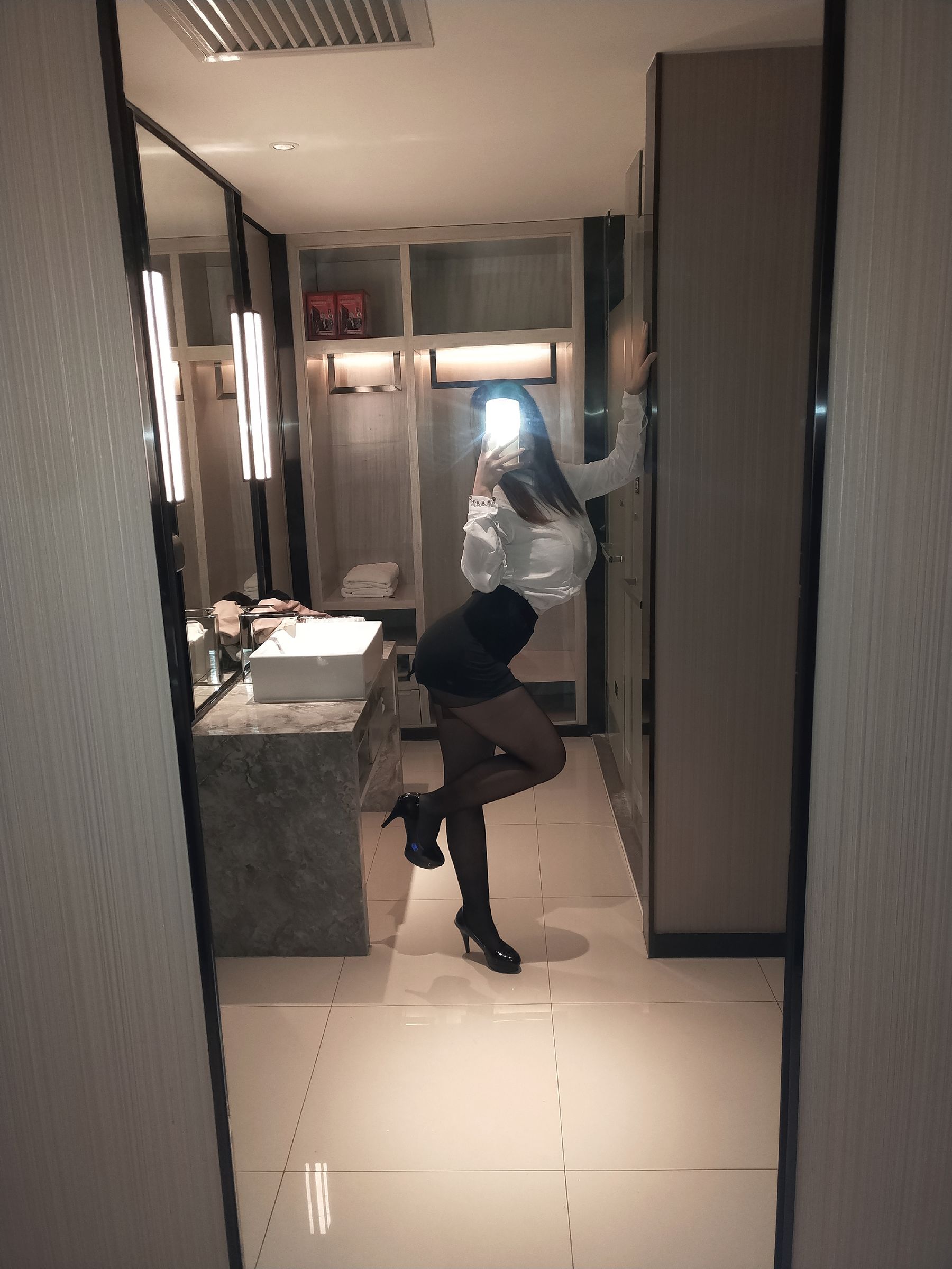 自闭颜球球(无颜小天使wy) - OL-图2