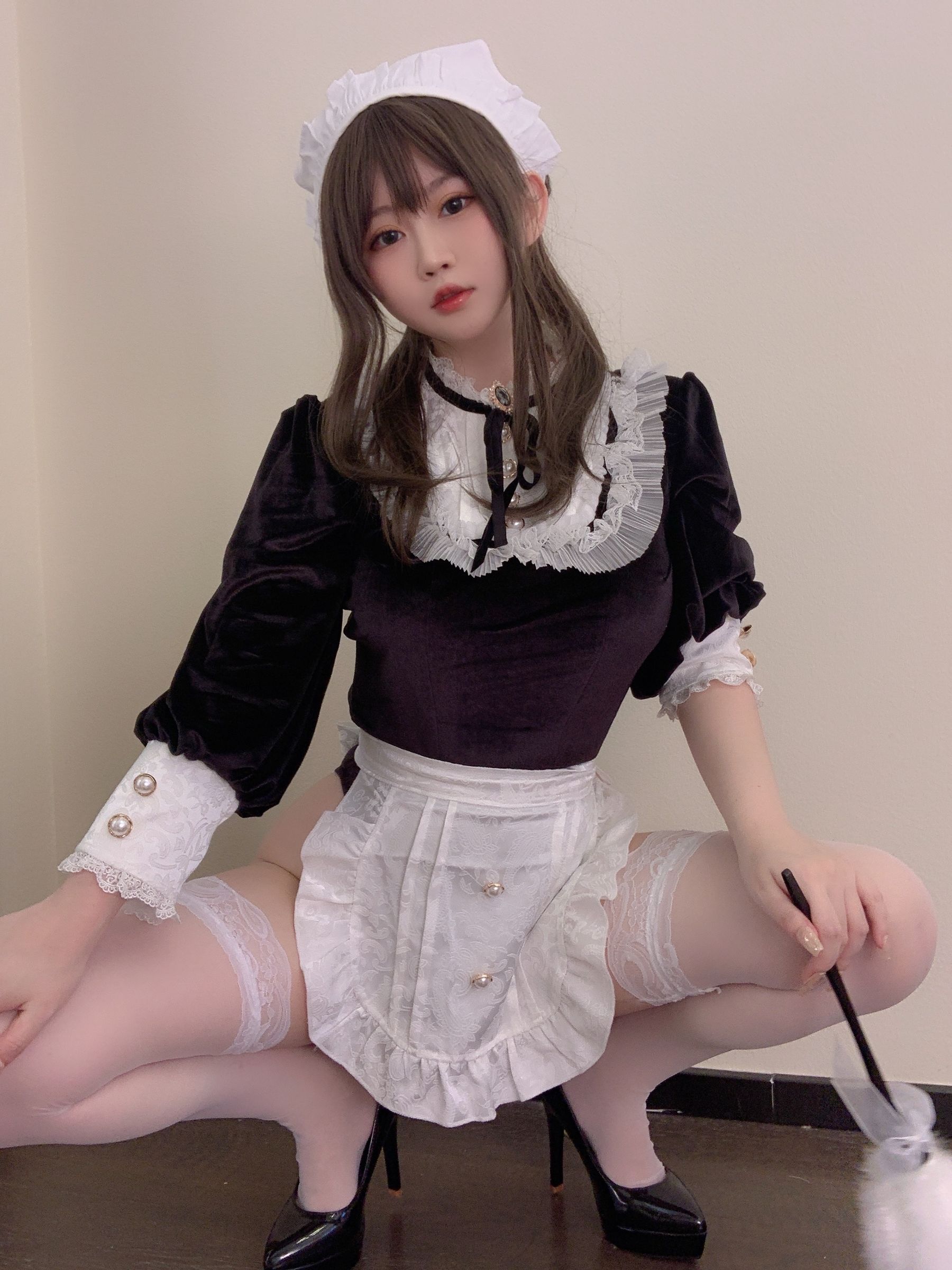 蜜桃少女是依酱呀 - 女仆馆长-图7