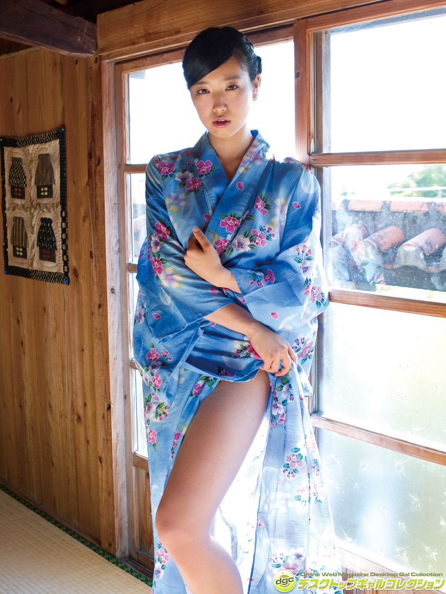 佐佐木心音《沖縄のビーチでまさかの豊満バスト披露!》  NO.1289-图35