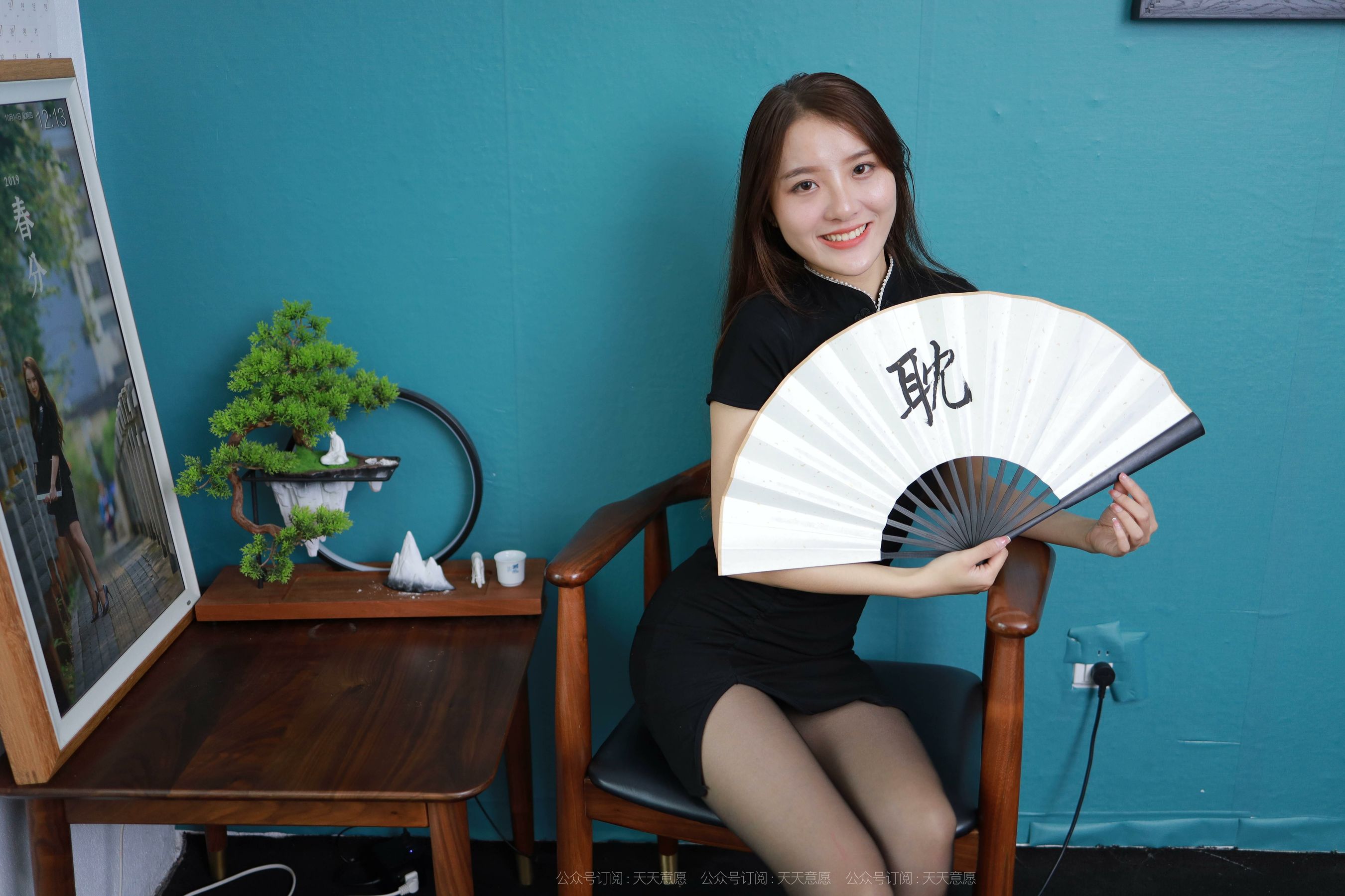 模特 婉苹 《纸扇黑旗袍》-图6