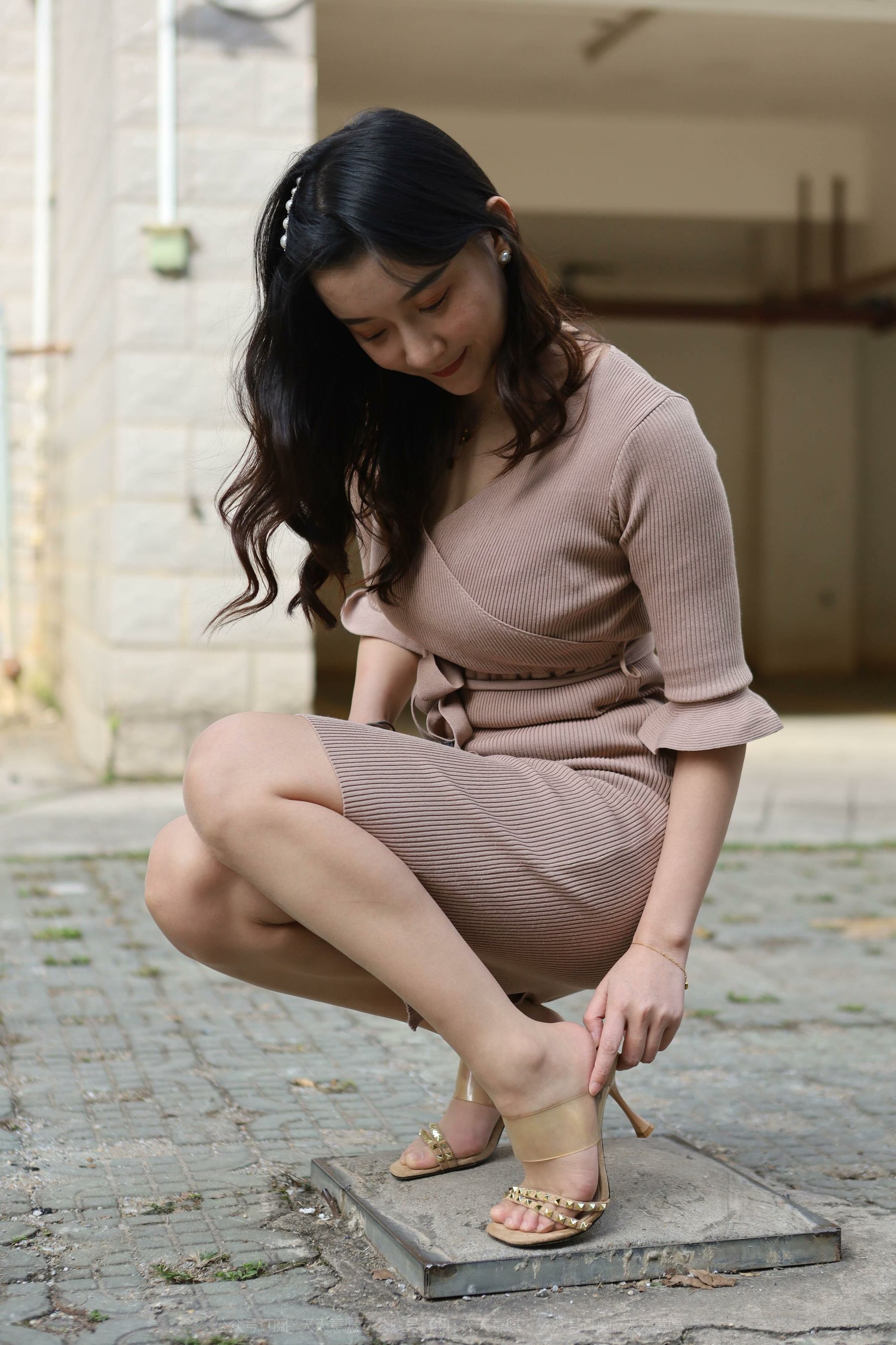 模特 秋秋 《美女阳光浴》-图3