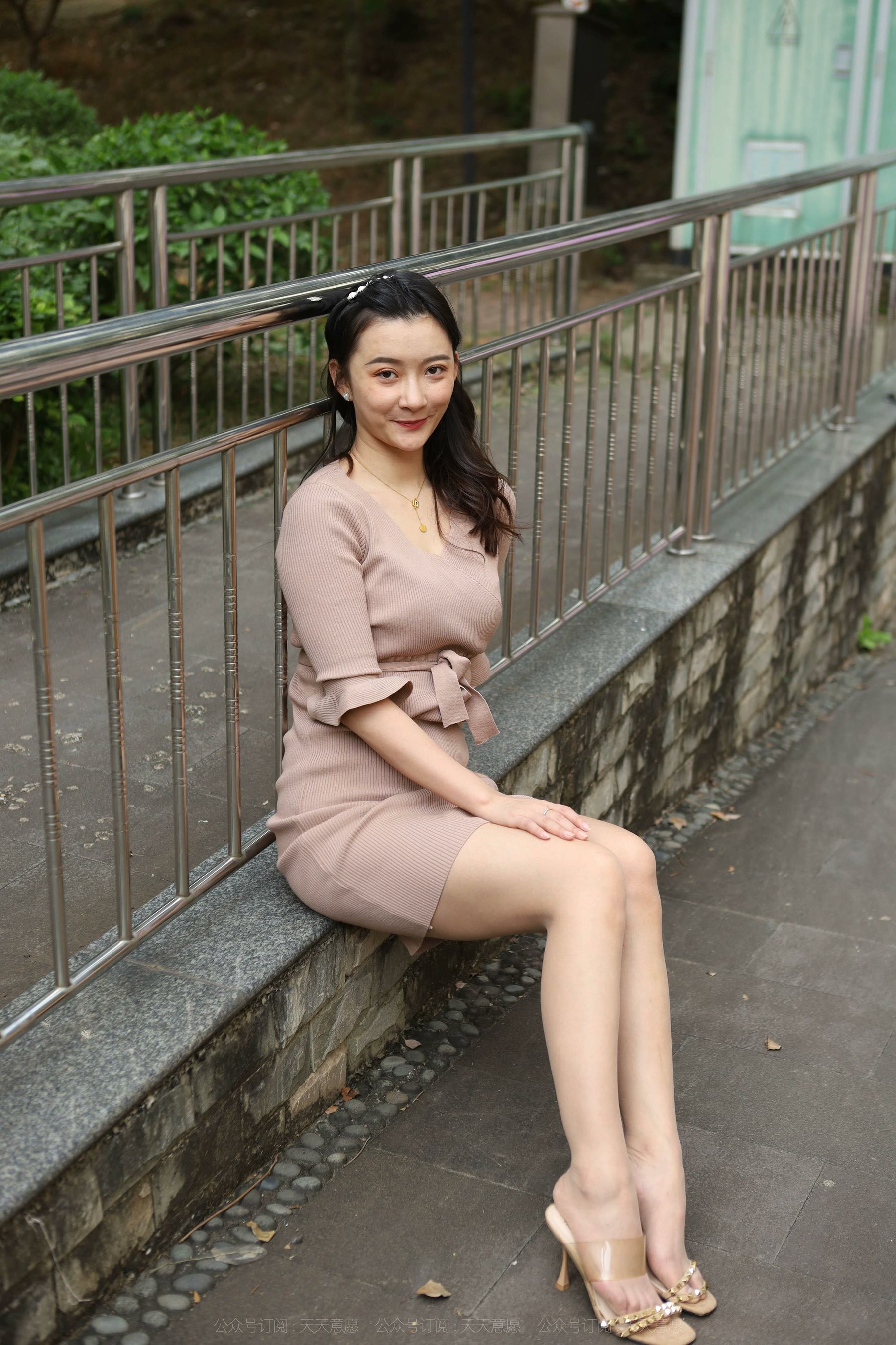 模特 秋秋 《美女阳光浴》-图49
