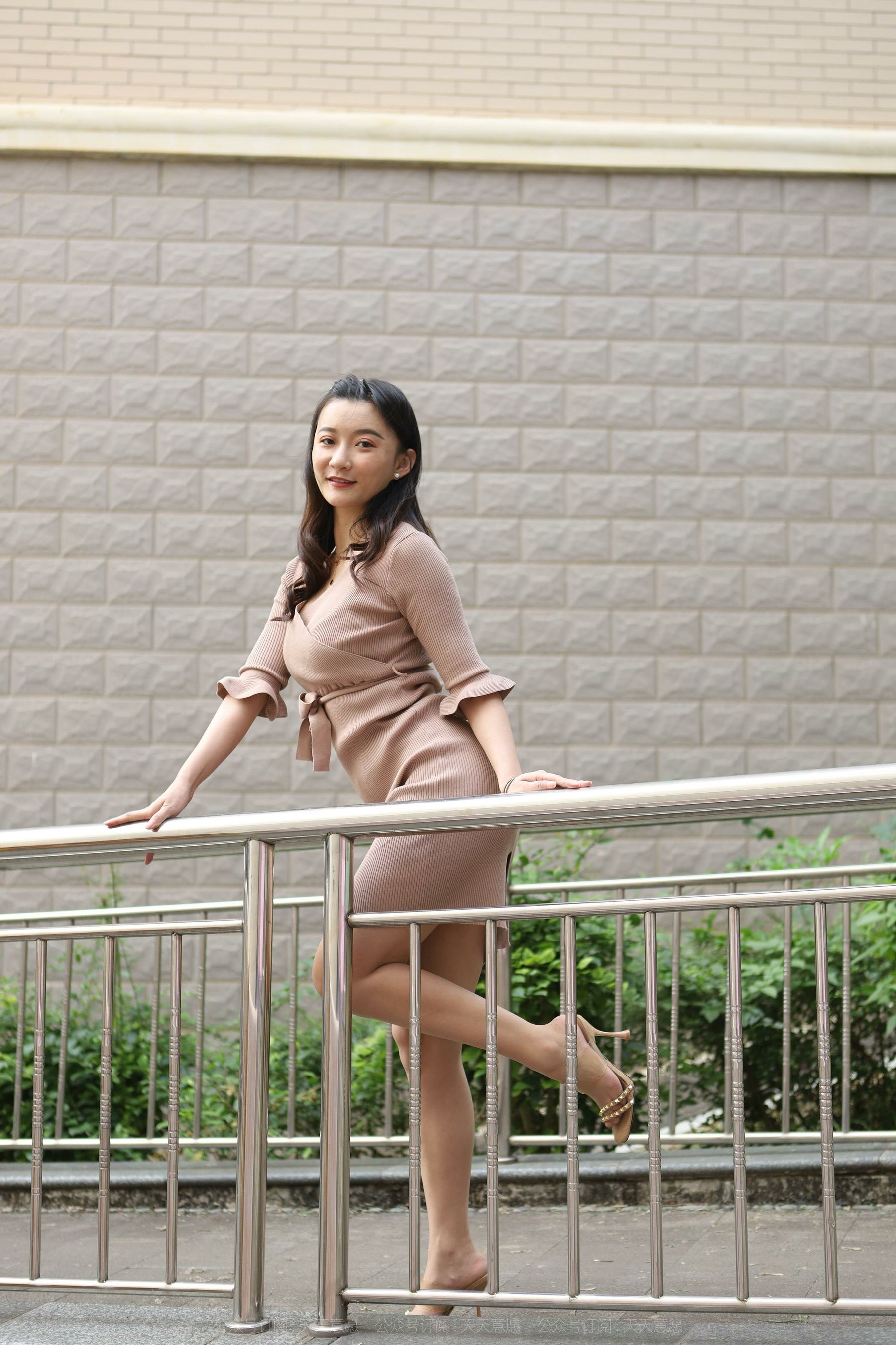 模特 秋秋 《美女阳光浴》-图64