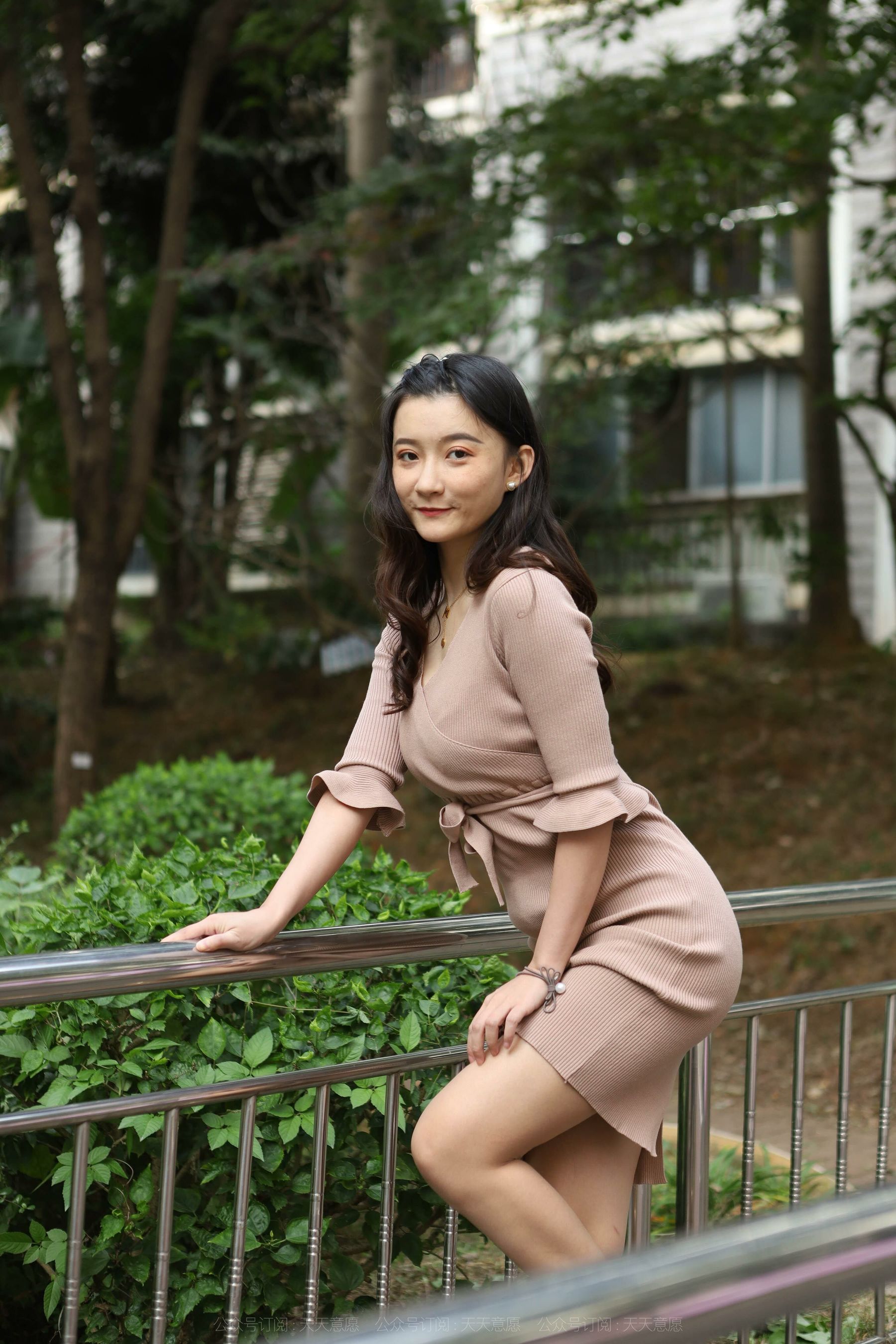 模特 秋秋 《美女阳光浴》-图65