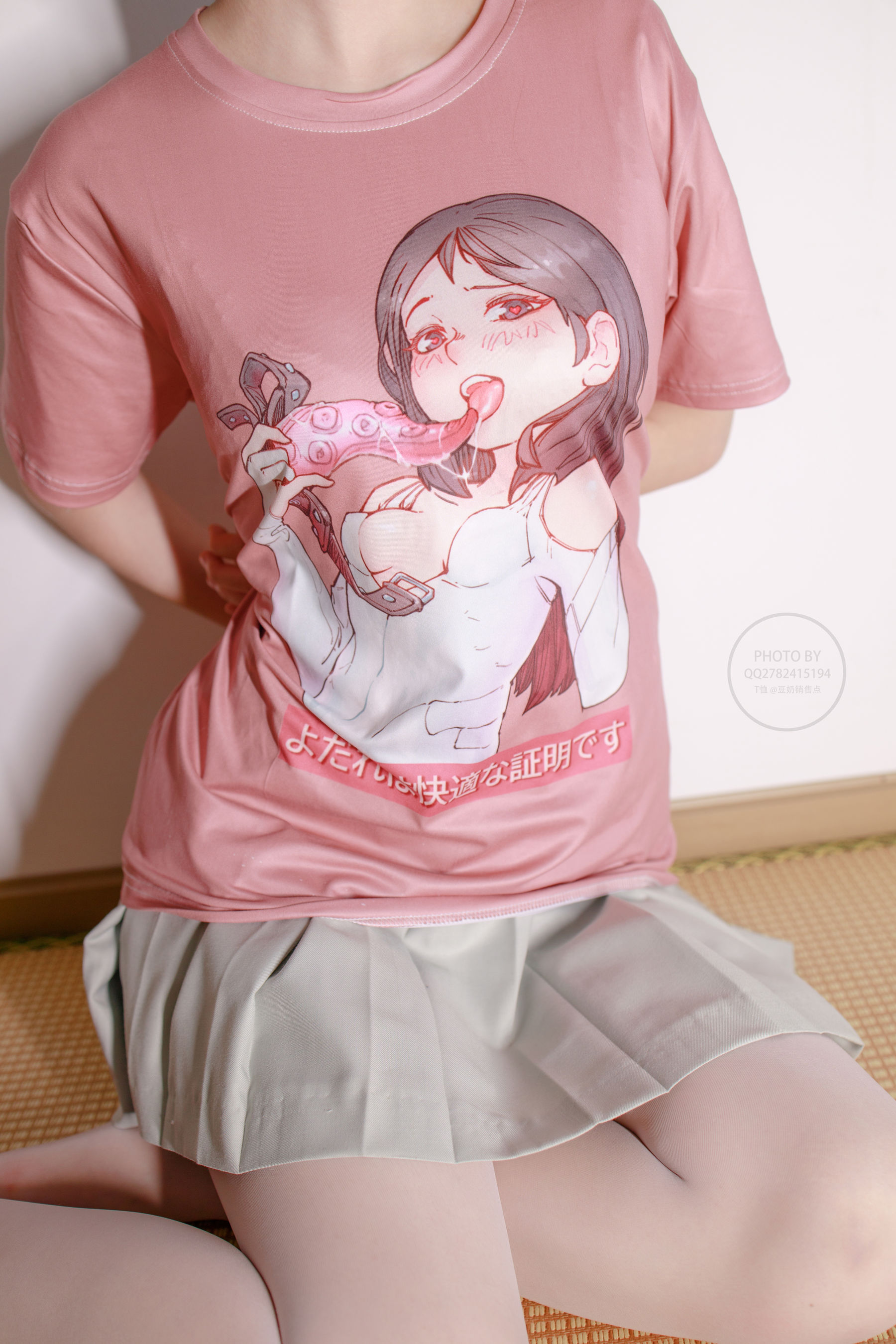 無料004 凉席上的白丝美少女-图4